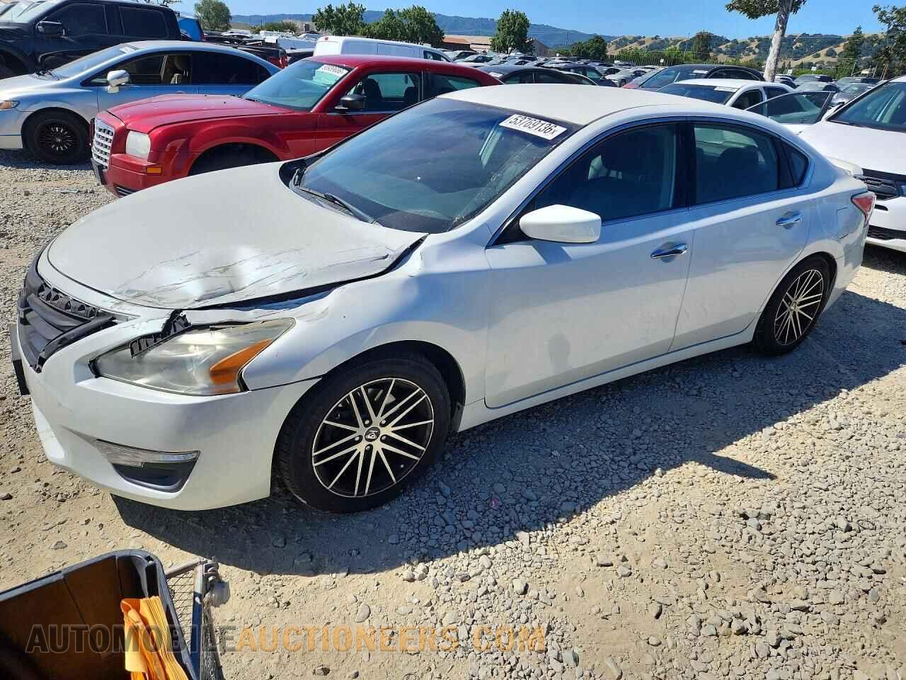 1N4AL3AP5DC200701 NISSAN ALTIMA 2013