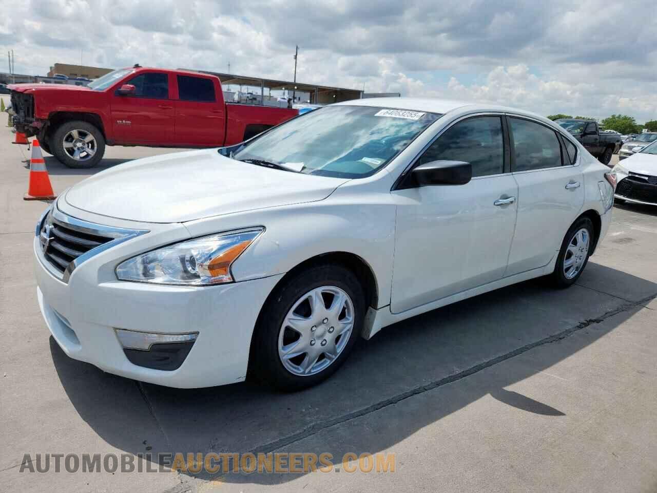 1N4AL3AP5FN369320 NISSAN ALTIMA 2015