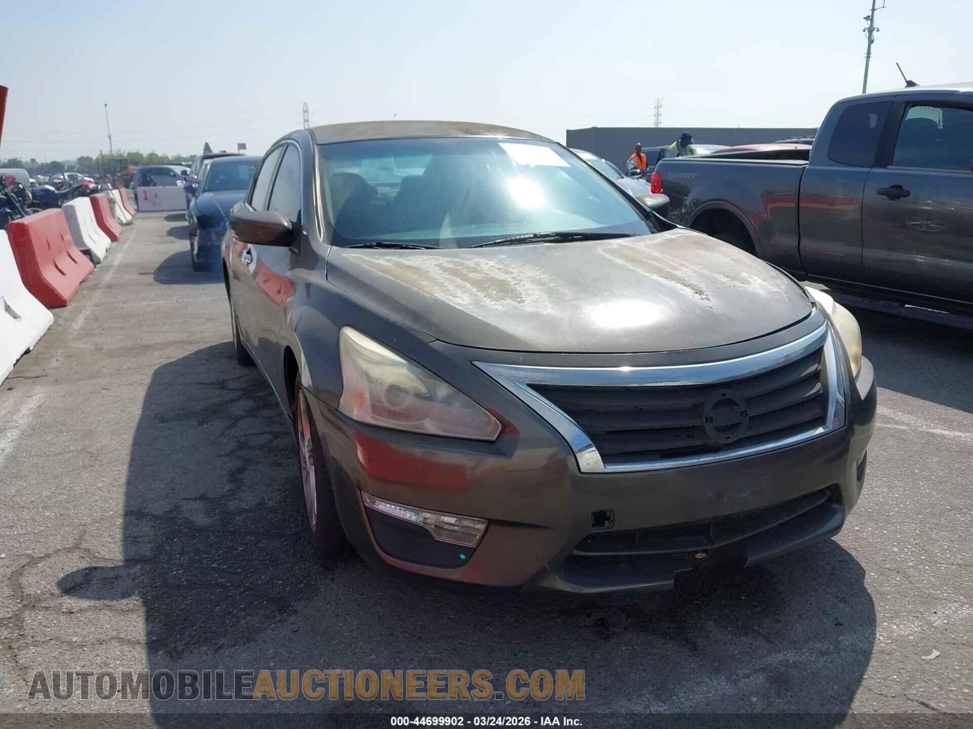 1N4AL3AP5FN861409 NISSAN ALTIMA 2015