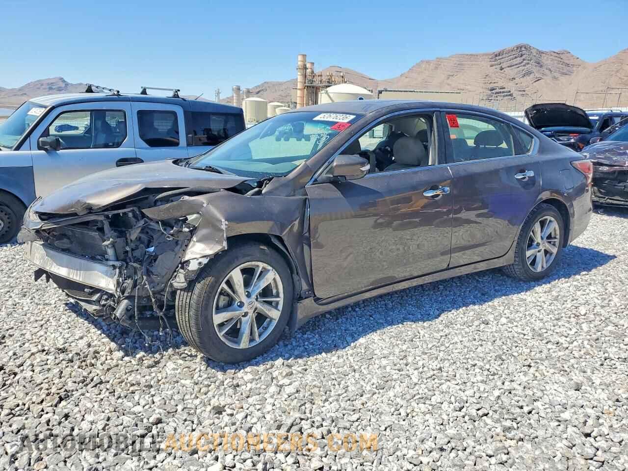 1N4AL3AP5FN881997 NISSAN ALTIMA 2015