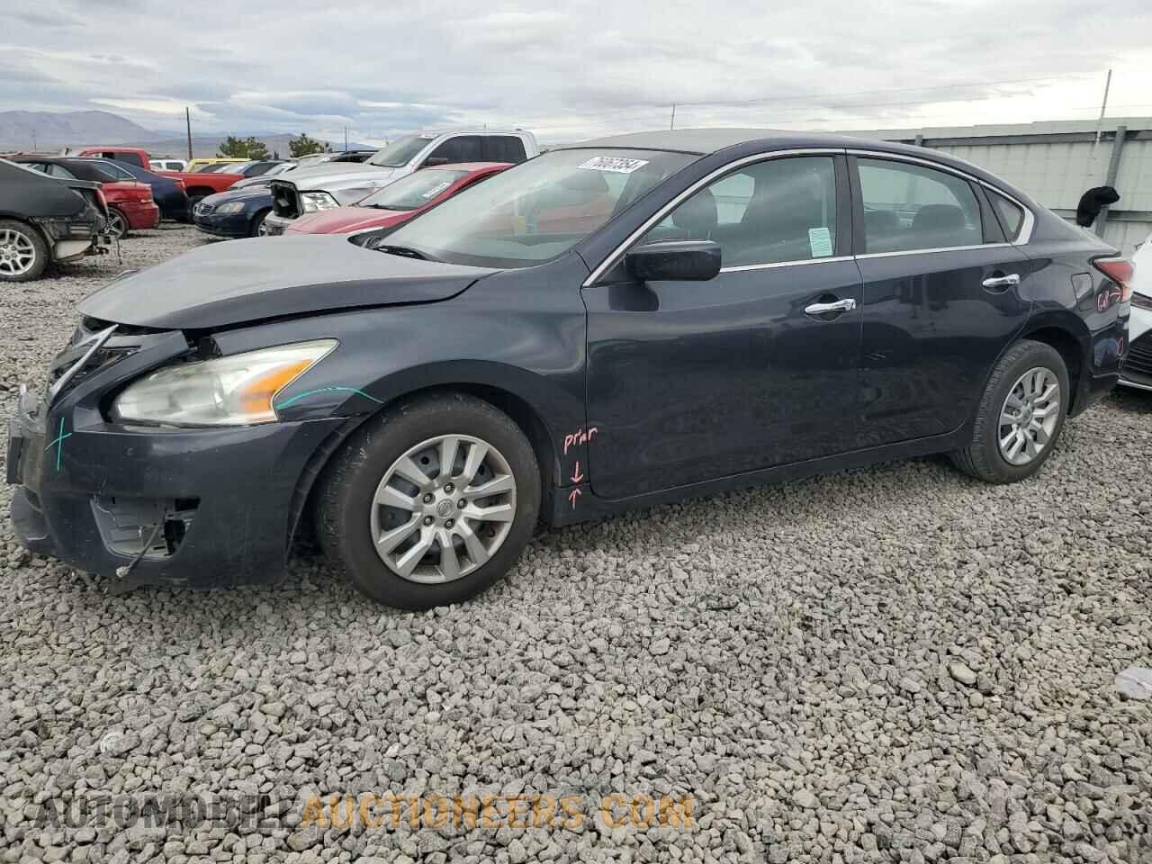 1N4AL3AP5FN888657 NISSAN ALTIMA 2015