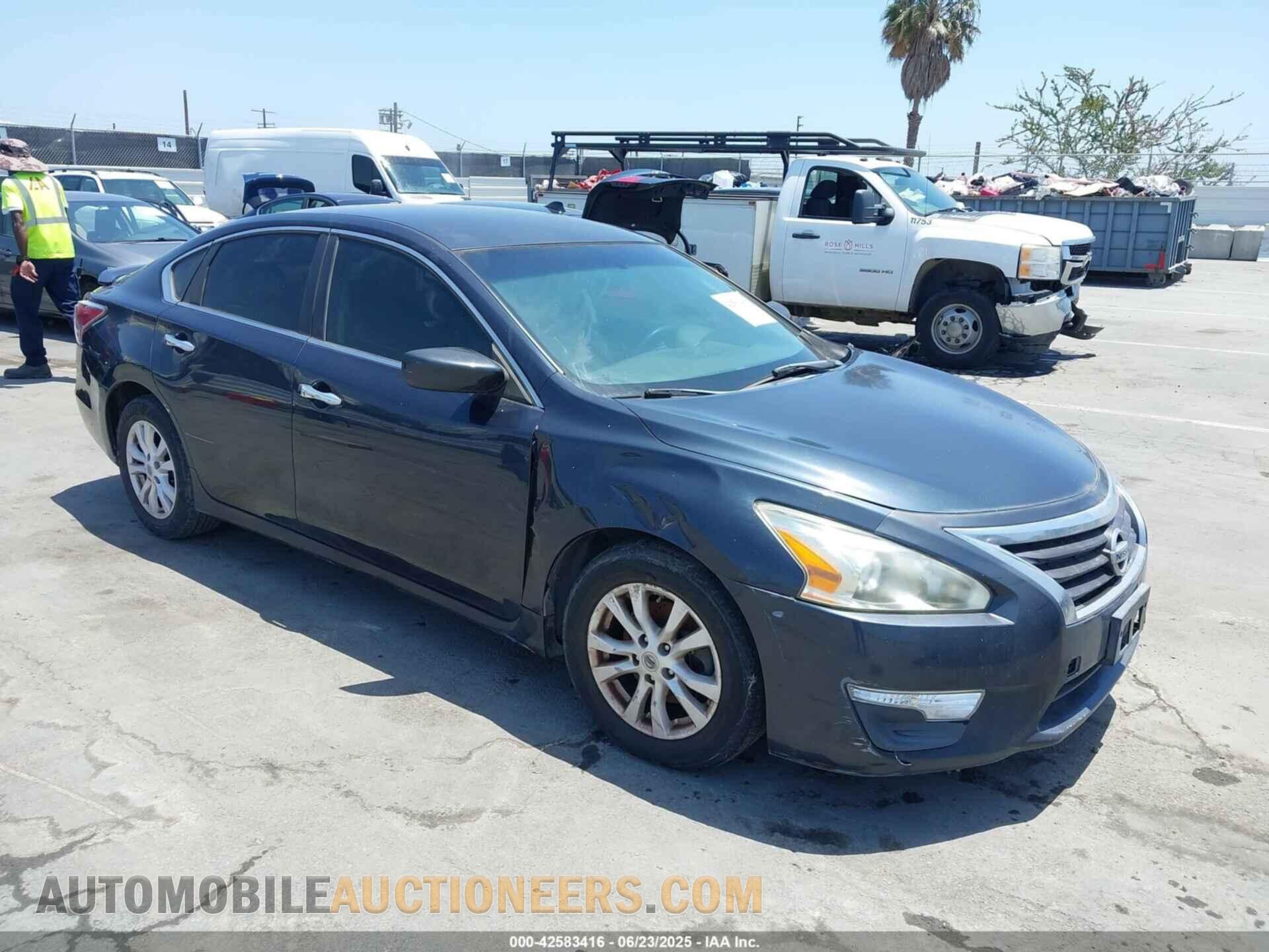 1N4AL3AP7EC192571 NISSAN ALTIMA 2014
