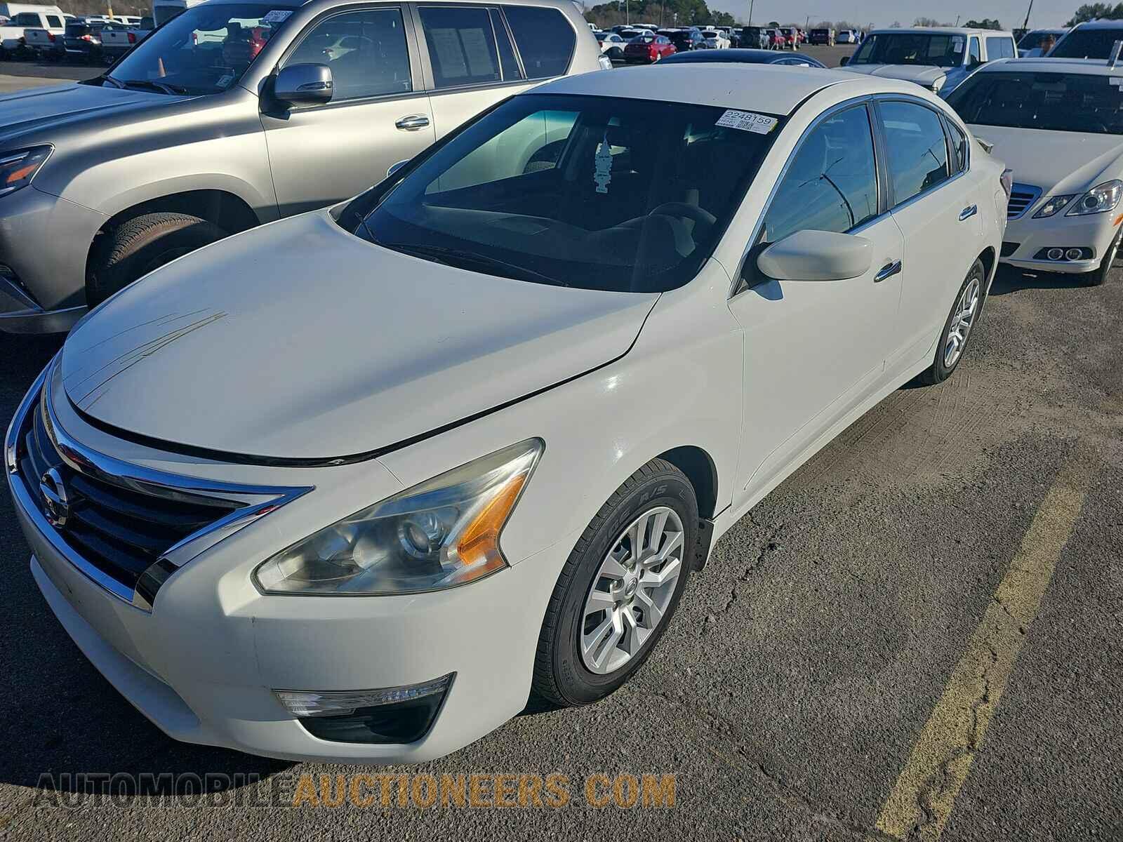 1N4AL3AP7FN389049 Nissan Altima 2015