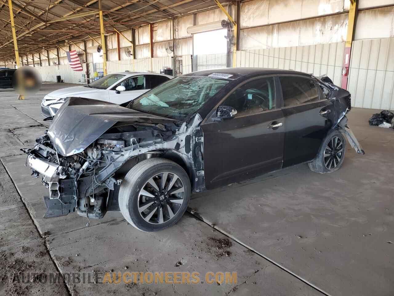 1N4AL3AP7JC280403 NISSAN ALTIMA 2018