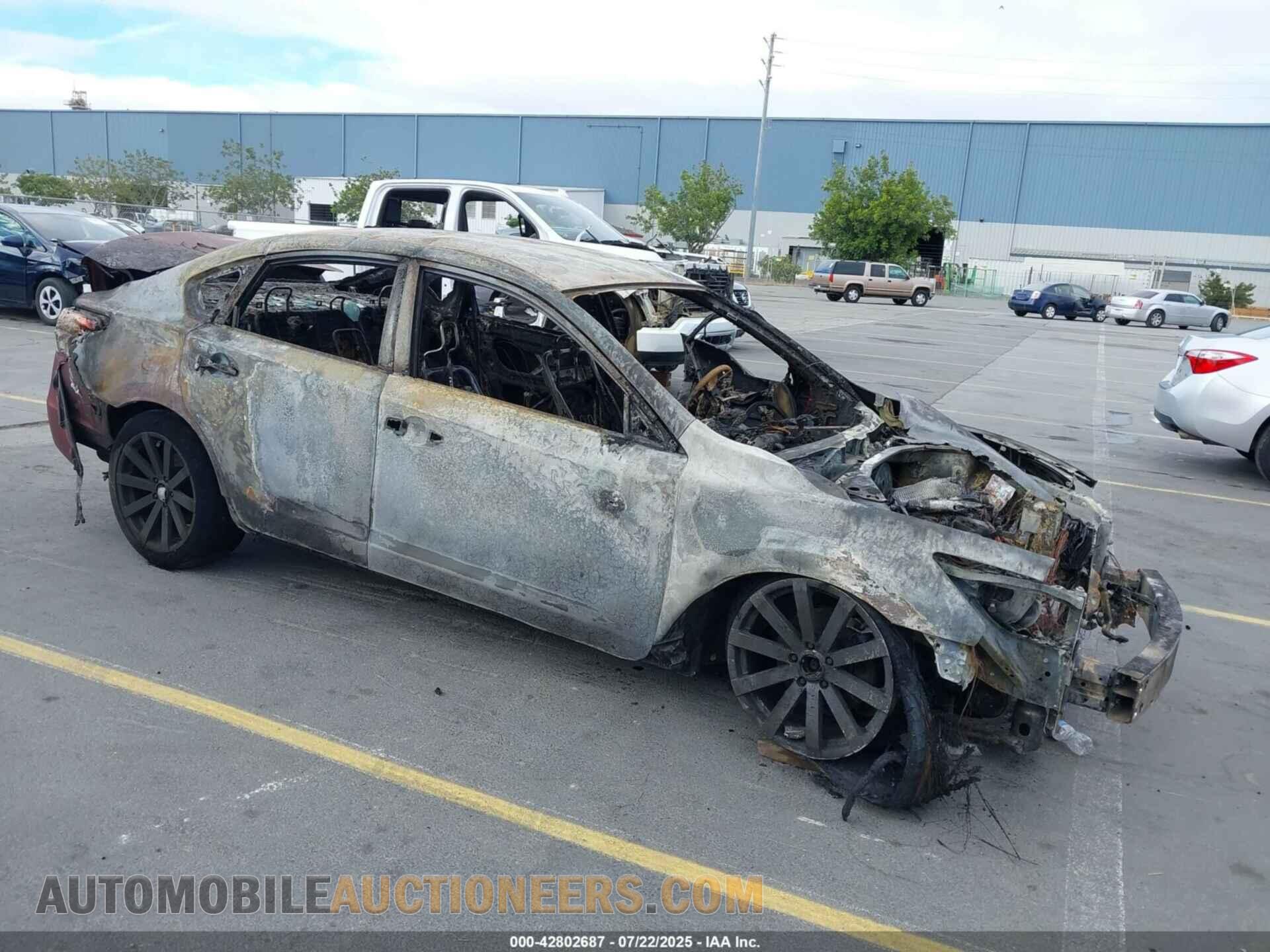 1N4AL3AP8EC152175 NISSAN ALTIMA 2014