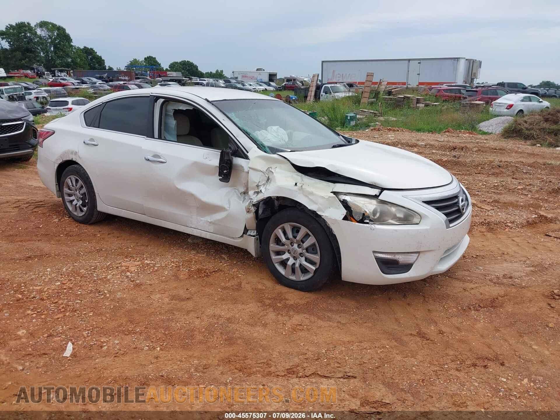 1N4AL3AP8FN322220 NISSAN ALTIMA 2015