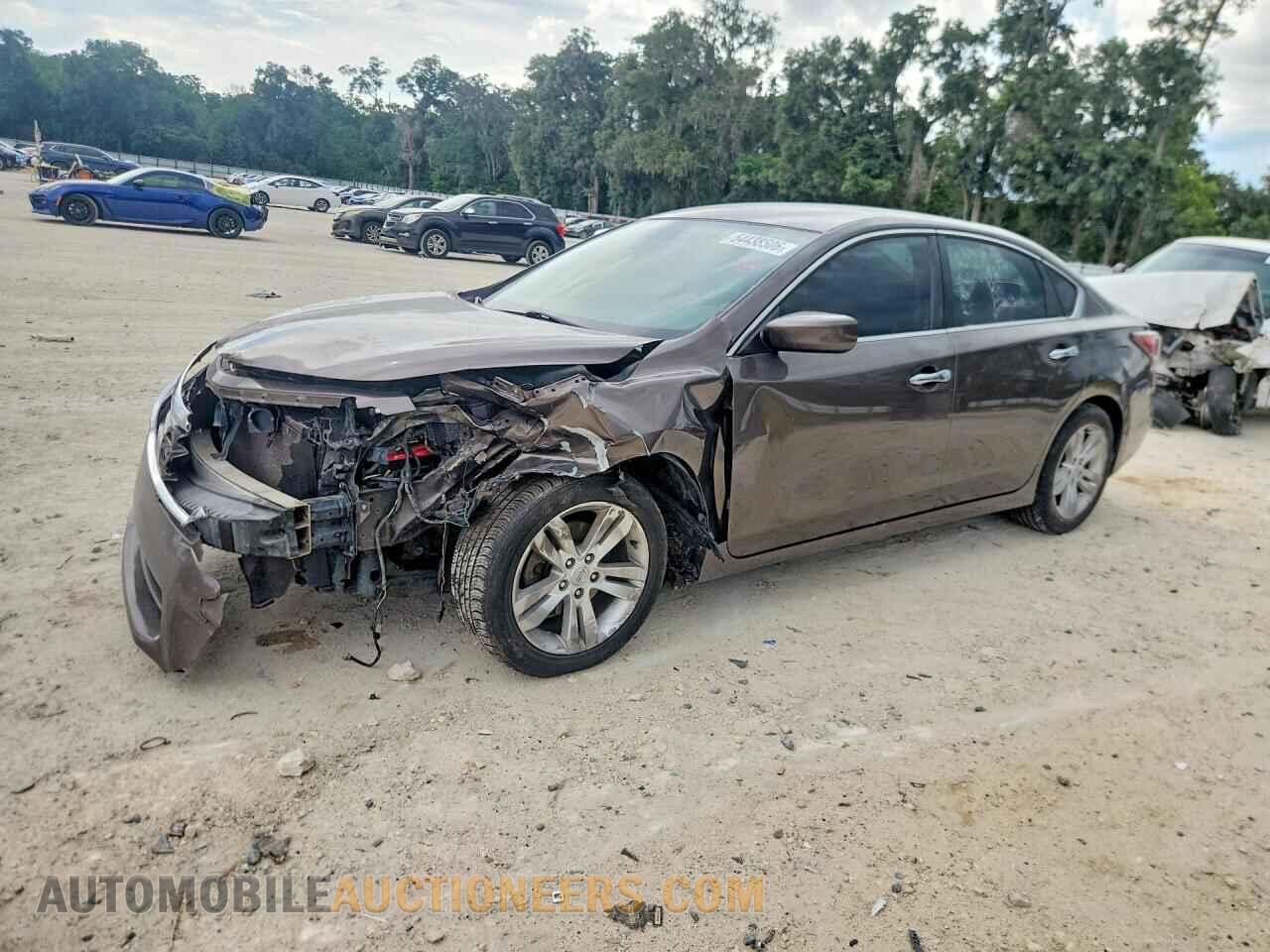 1N4AL3AP8FN334321 NISSAN ALTIMA 2015