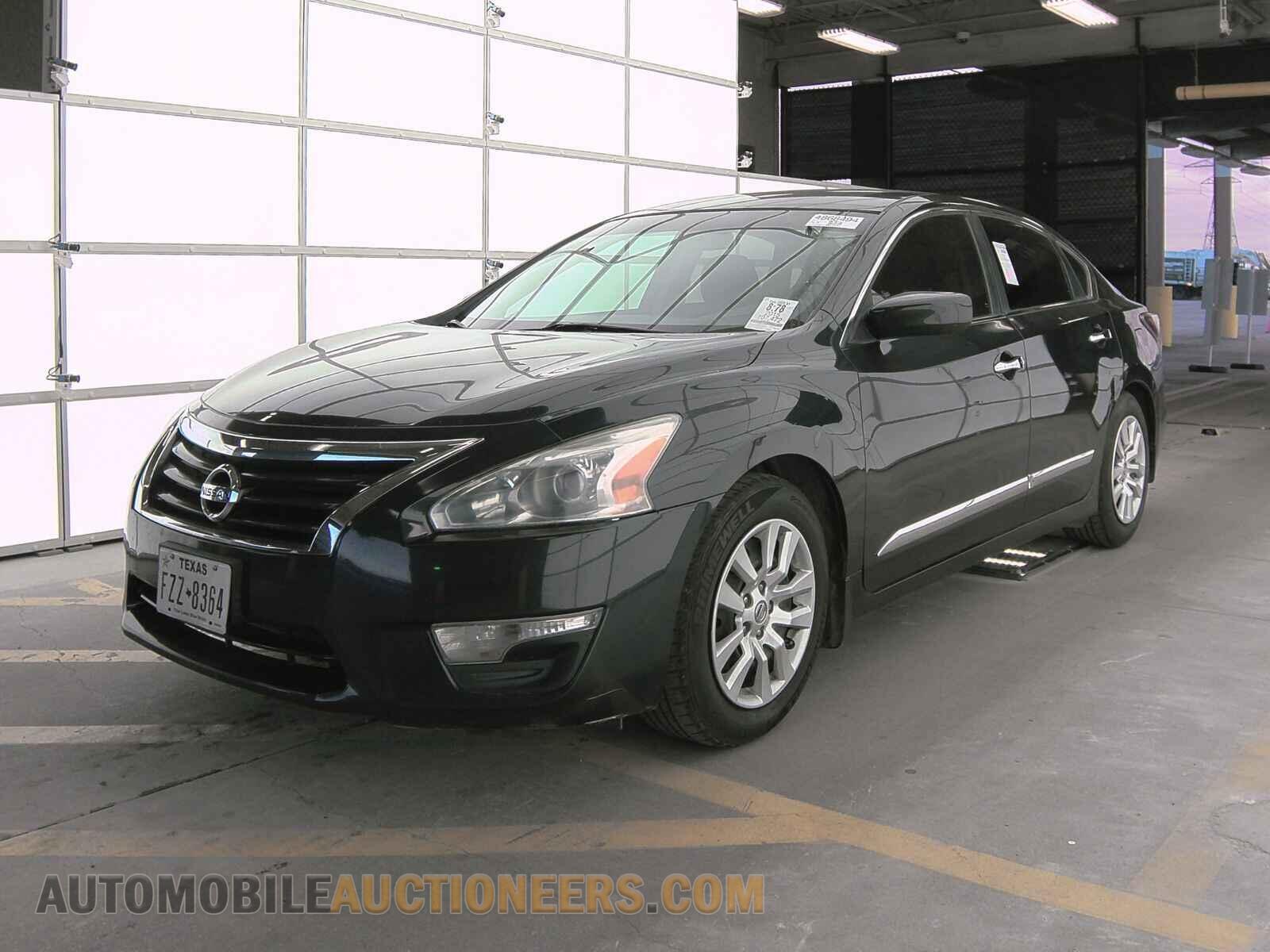 1N4AL3AP8FN403475 Nissan Altima 2015