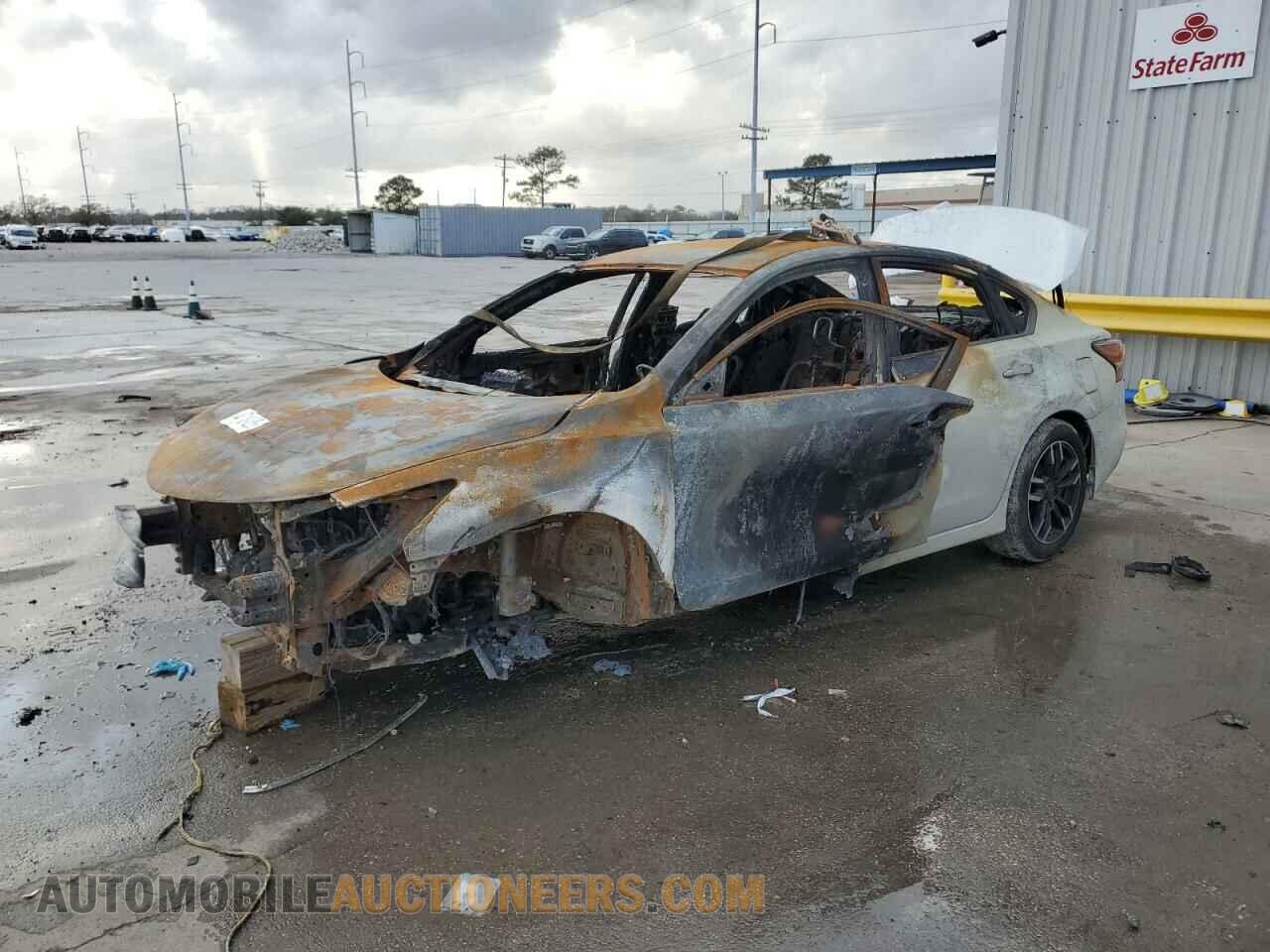 1N4AL3AP9FN303627 NISSAN ALTIMA 2015