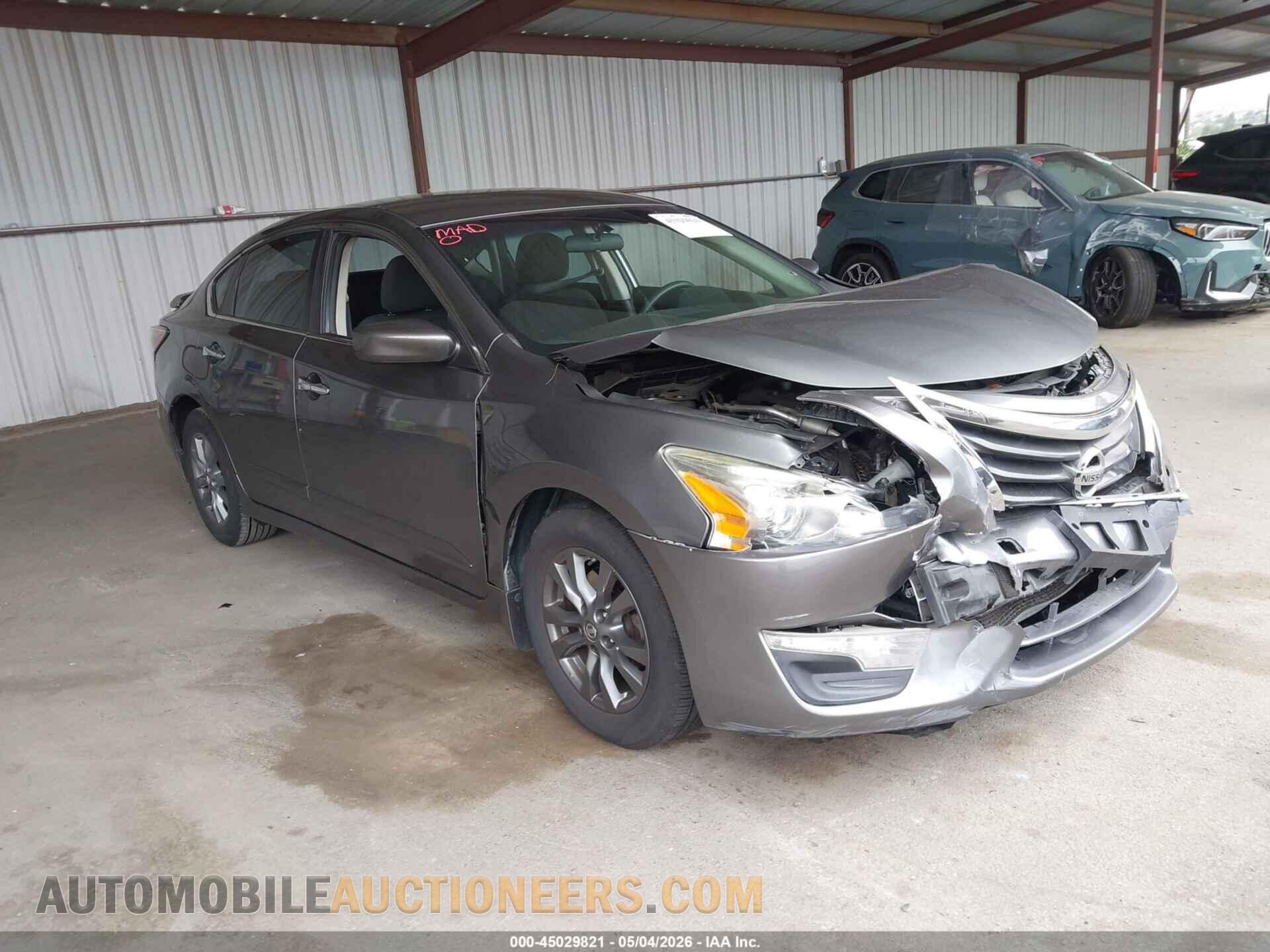 1N4AL3AP9FN919246 NISSAN ALTIMA 2015