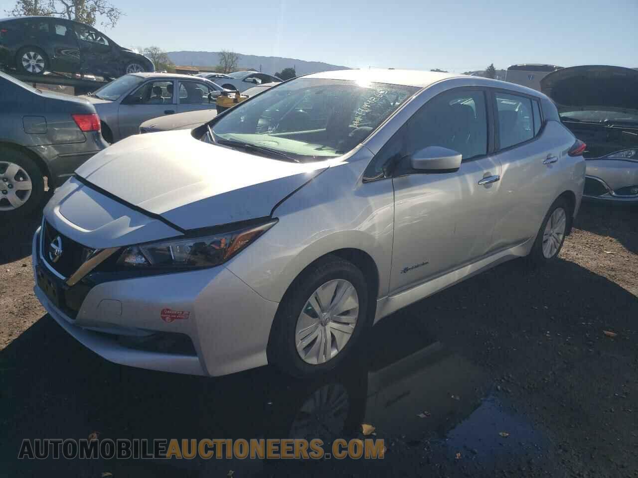 1N4AZ1CP1JC317543 NISSAN LEAF 2018