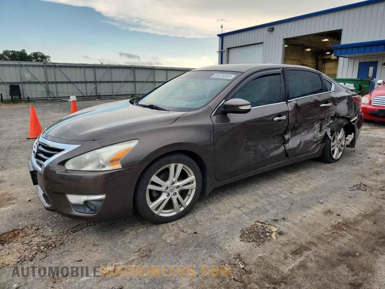 1N4BL3AP0DC242584 NISSAN ALTIMA 2013