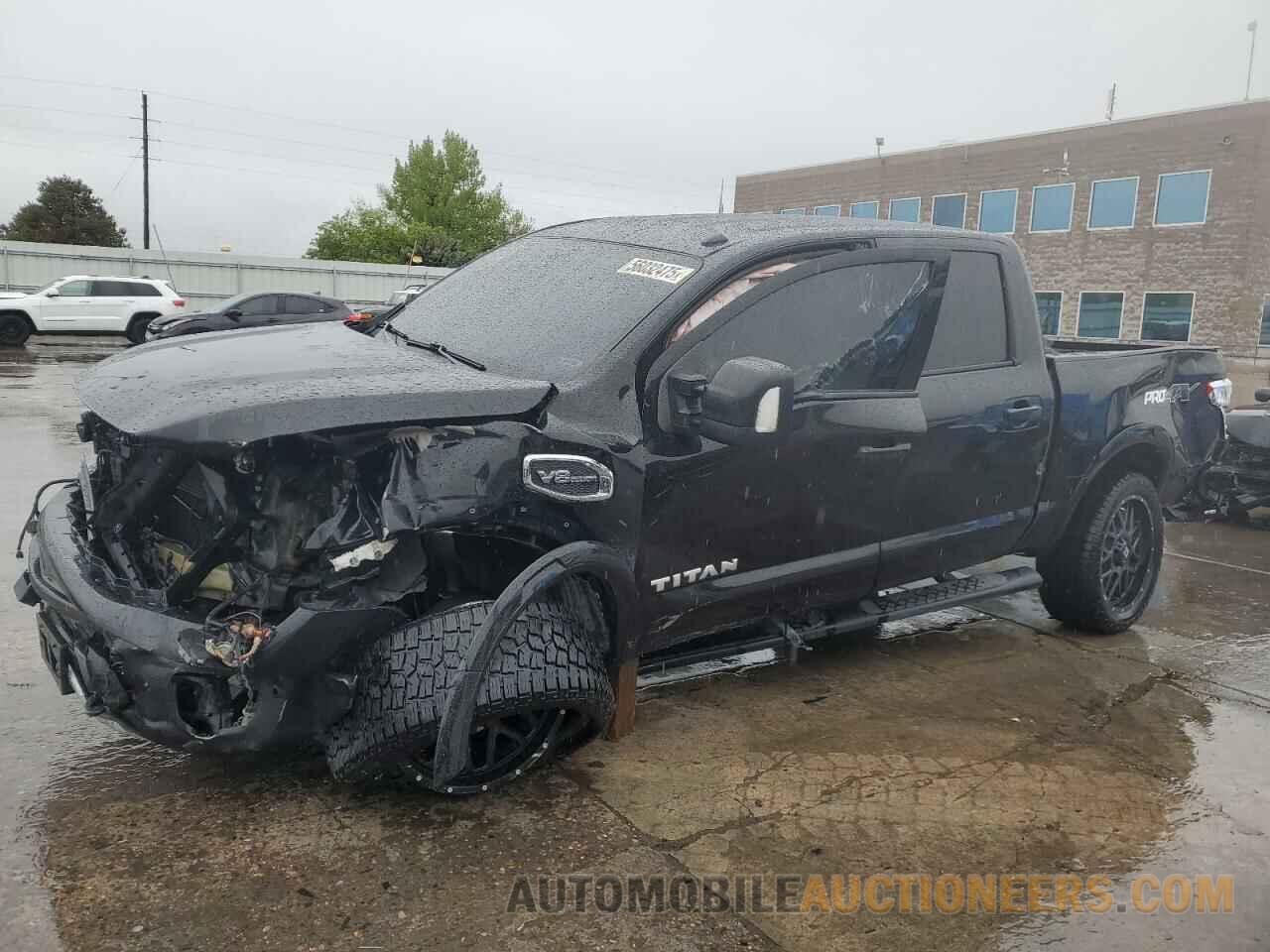 1N6AA1E56HN572505 NISSAN TITAN 2017