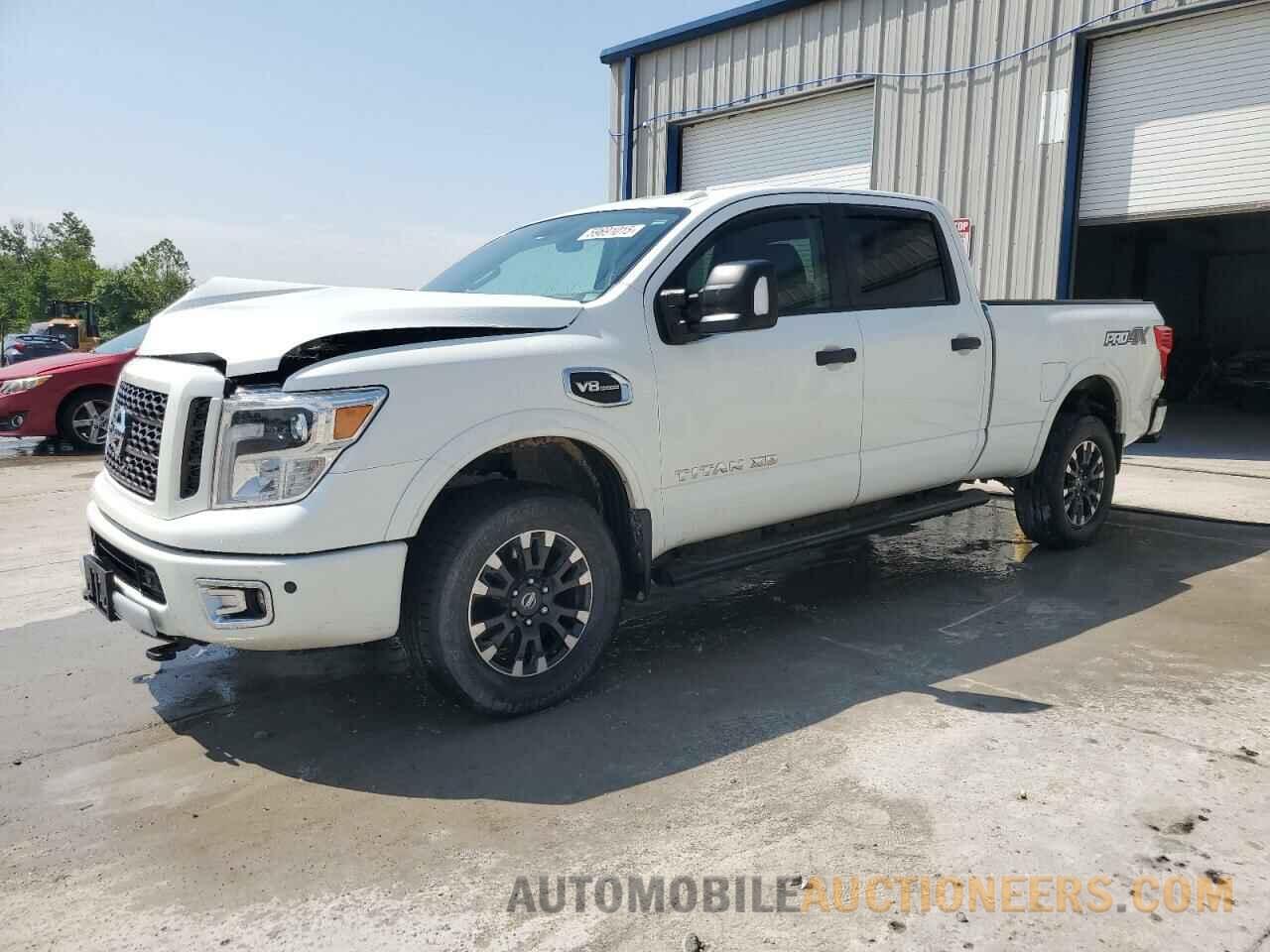 1N6AA1F46KN517565 NISSAN TITAN 2019