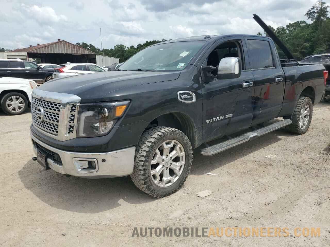1N6AA1F47HN500895 NISSAN TITAN 2017