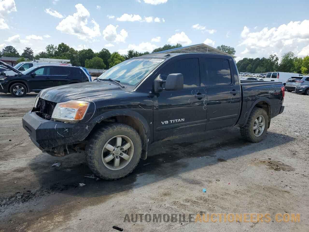 1N6BA0EC6BN313680 NISSAN TITAN 2011