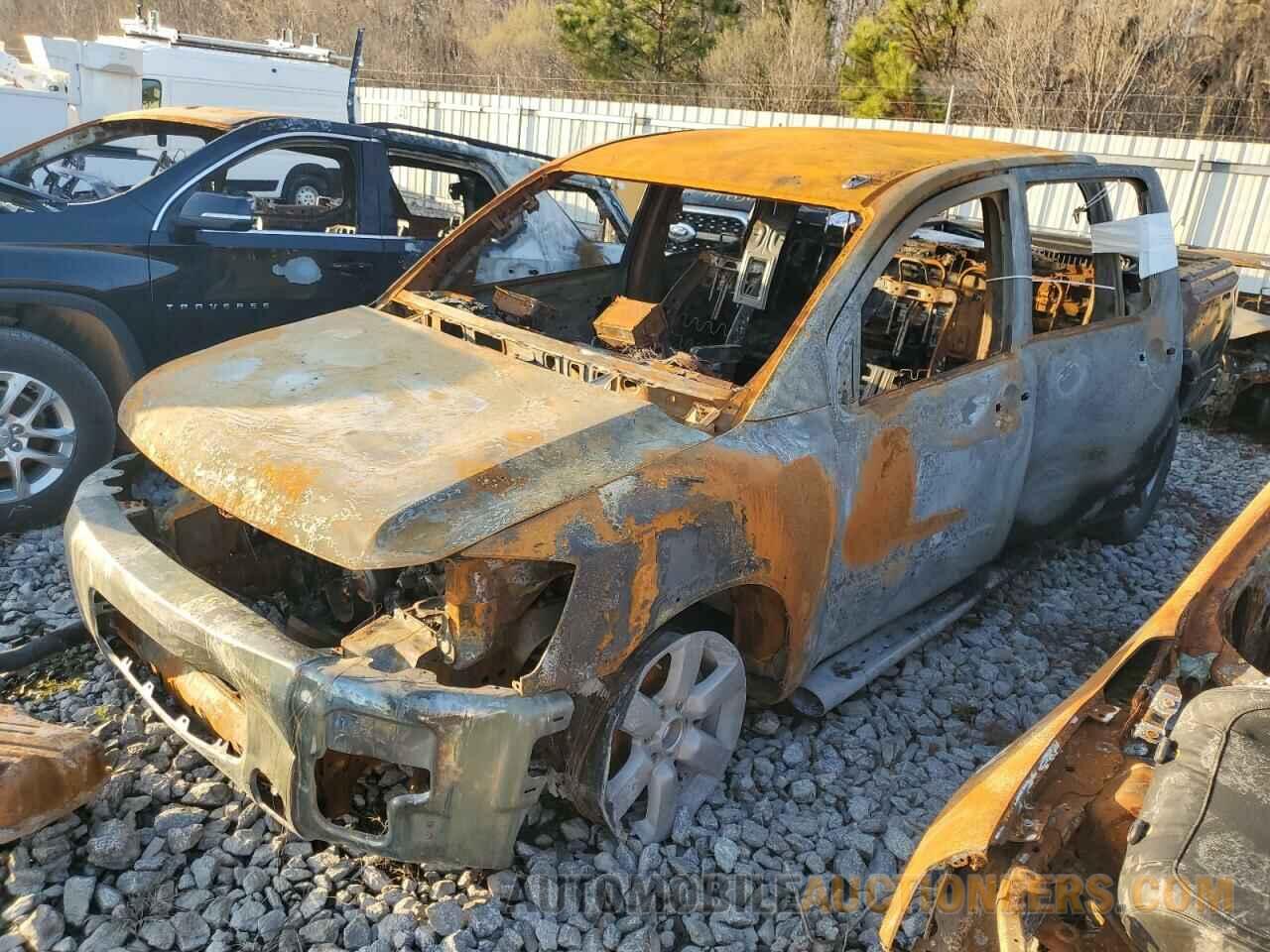 1N6BA0ED2FN503670 NISSAN TITAN 2015