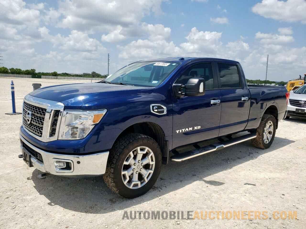 1N6BA1F4XHN565695 NISSAN TITAN 2017