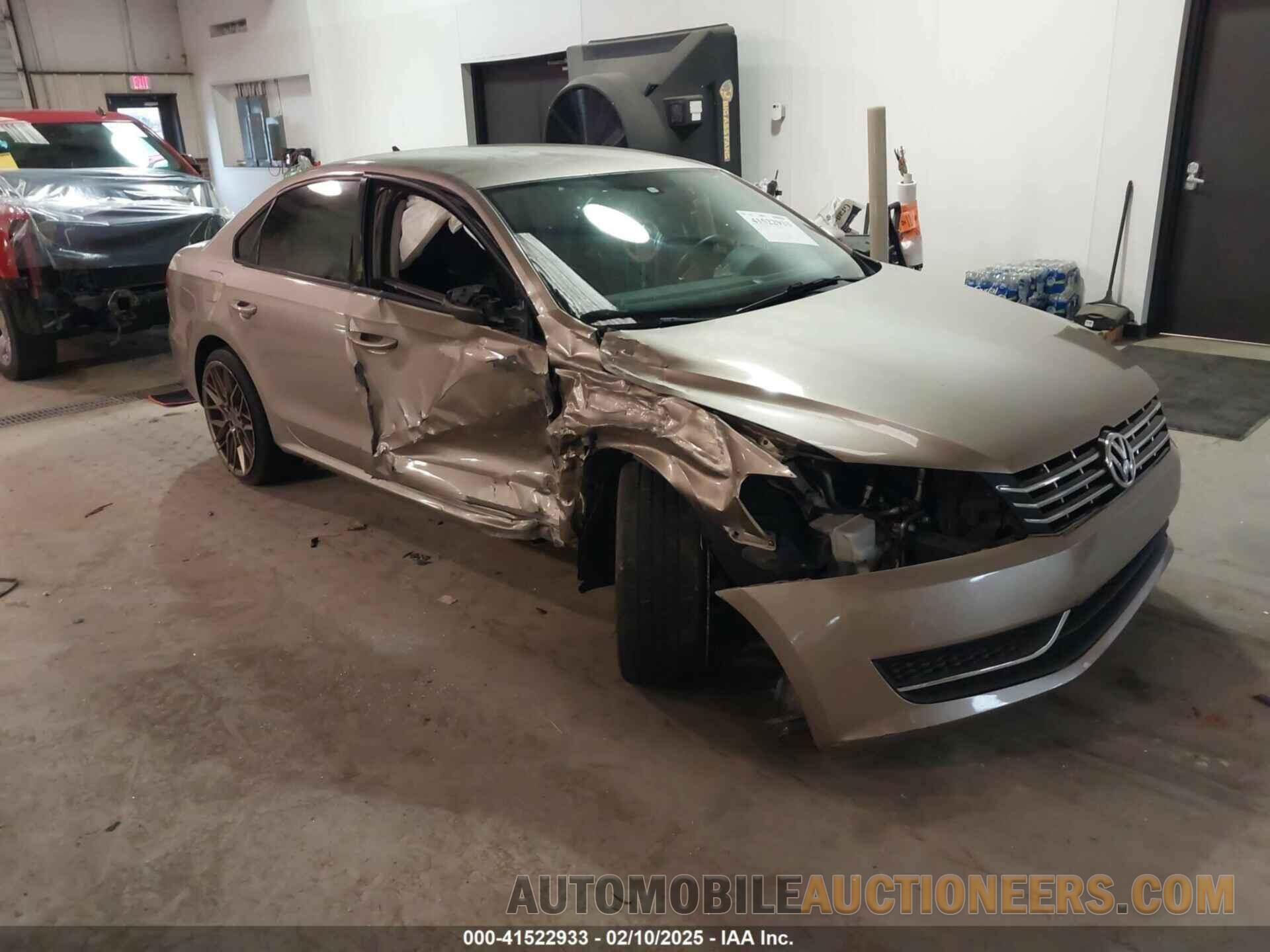 1VWAT7A34FC096247 VOLKSWAGEN PASSAT 2015