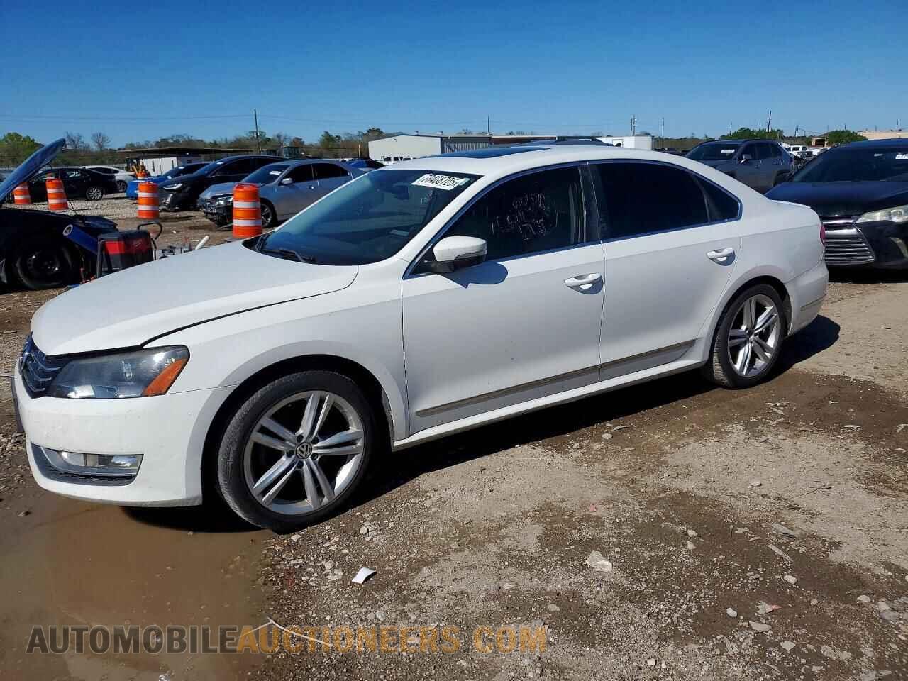 1VWCN7A30EC046544 VOLKSWAGEN PASSAT 2014