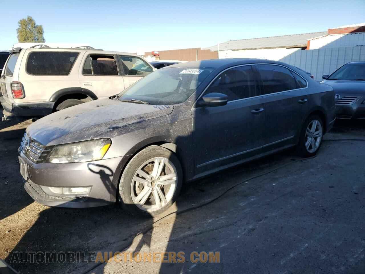 1VWCN7A30EC062517 VOLKSWAGEN PASSAT 2014