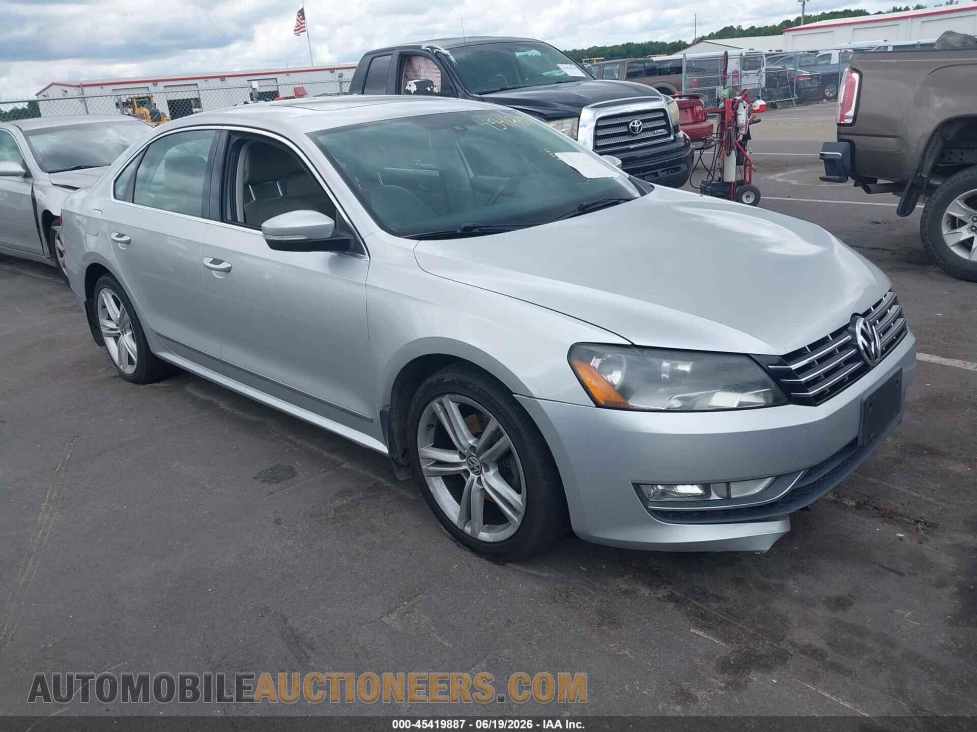 1VWCS7A30EC064101 VOLKSWAGEN PASSAT 2014
