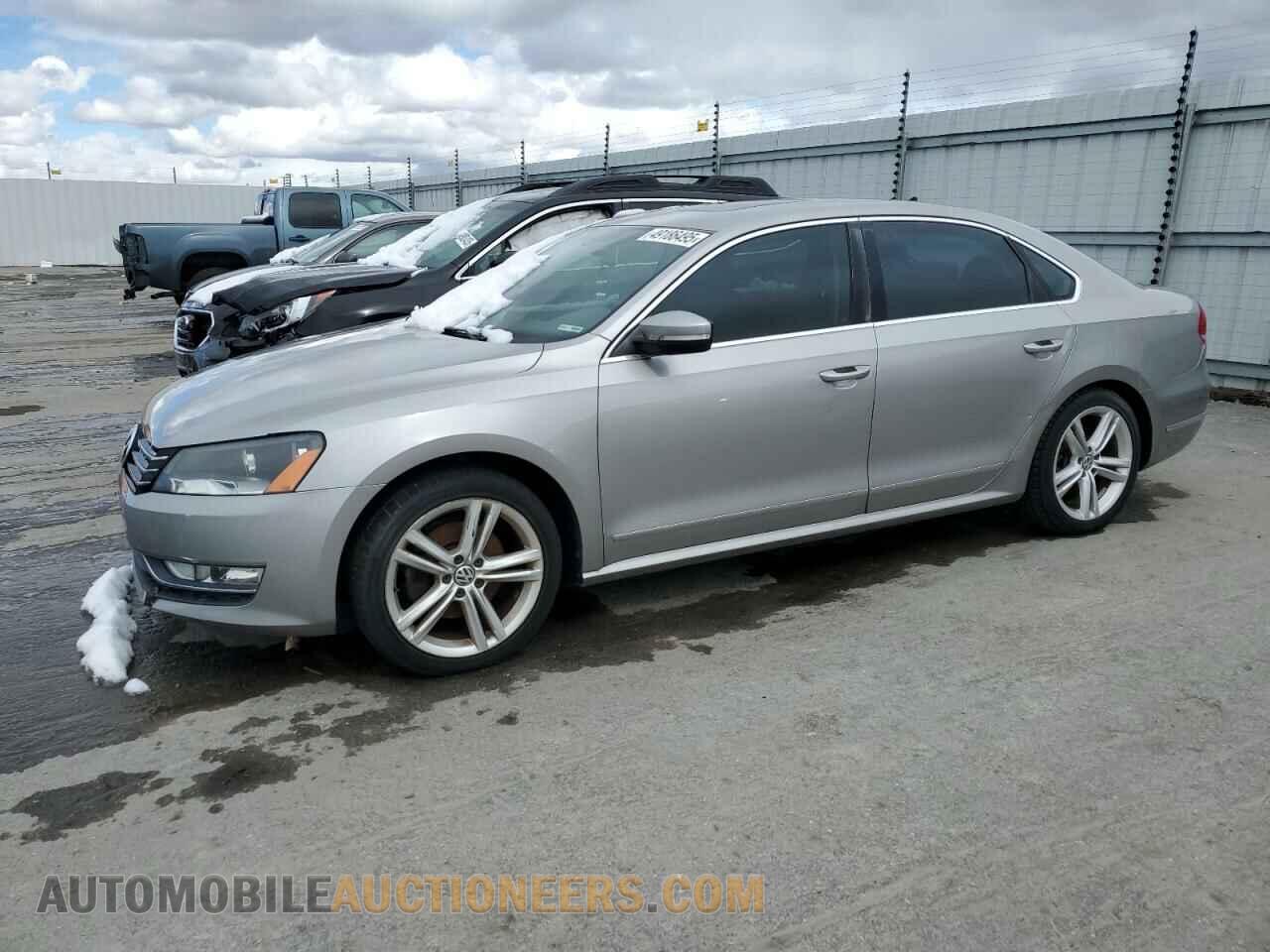 1VWCT7A30EC008902 VOLKSWAGEN PASSAT 2014
