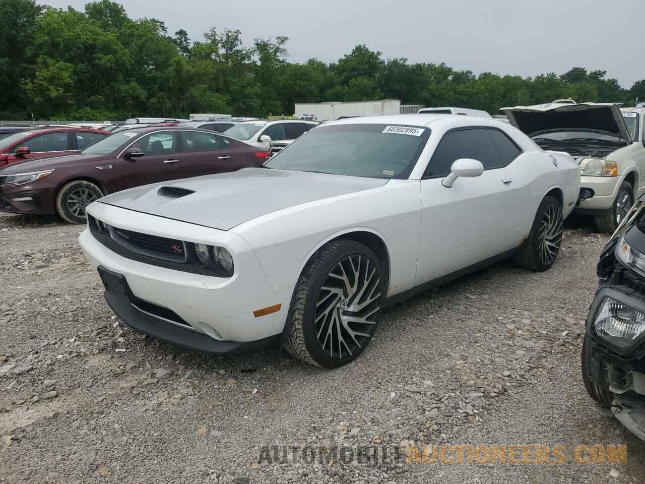 2B3CJ5DT5BH512820 DODGE CHALLENGER 2011