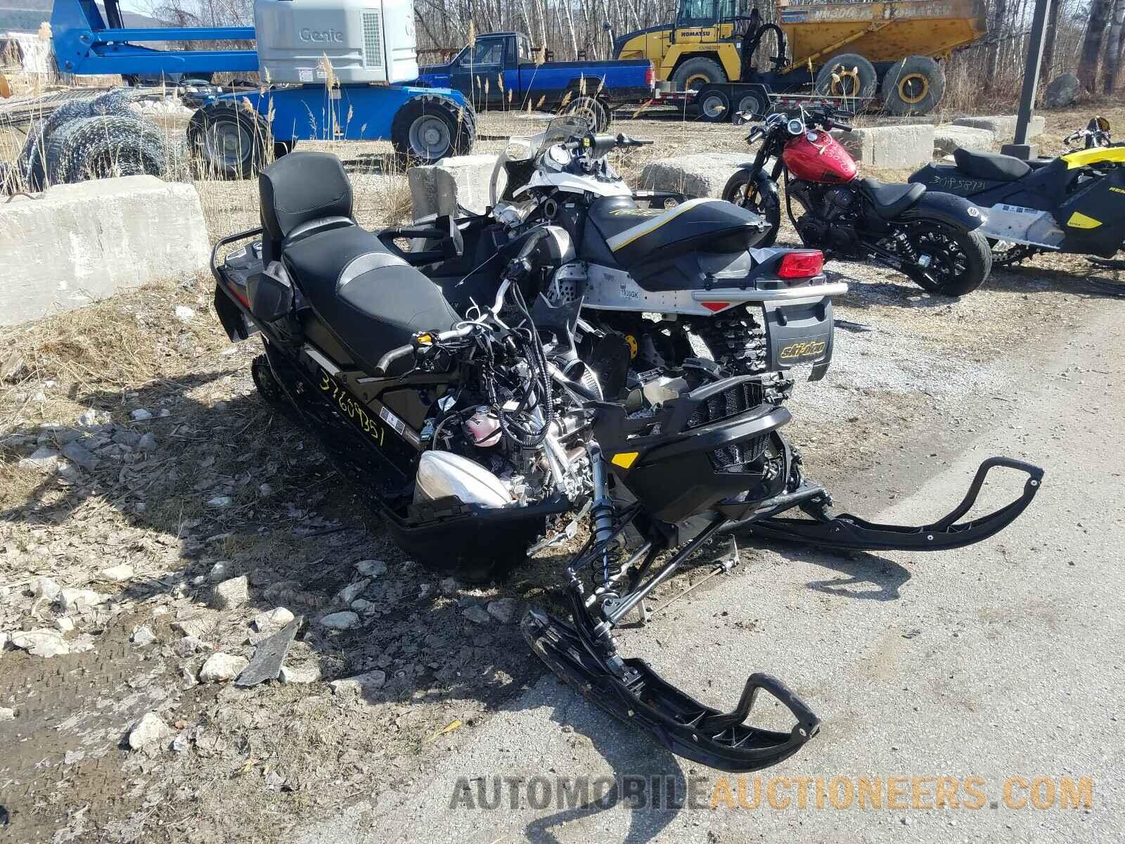 2BPSMBKA4KV000386 SKI DOO SNOWMOBILE 2019