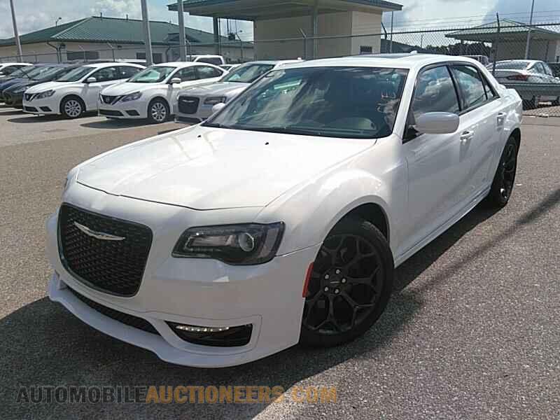2C3CCABT2LH128083 Chrysler 300 2020