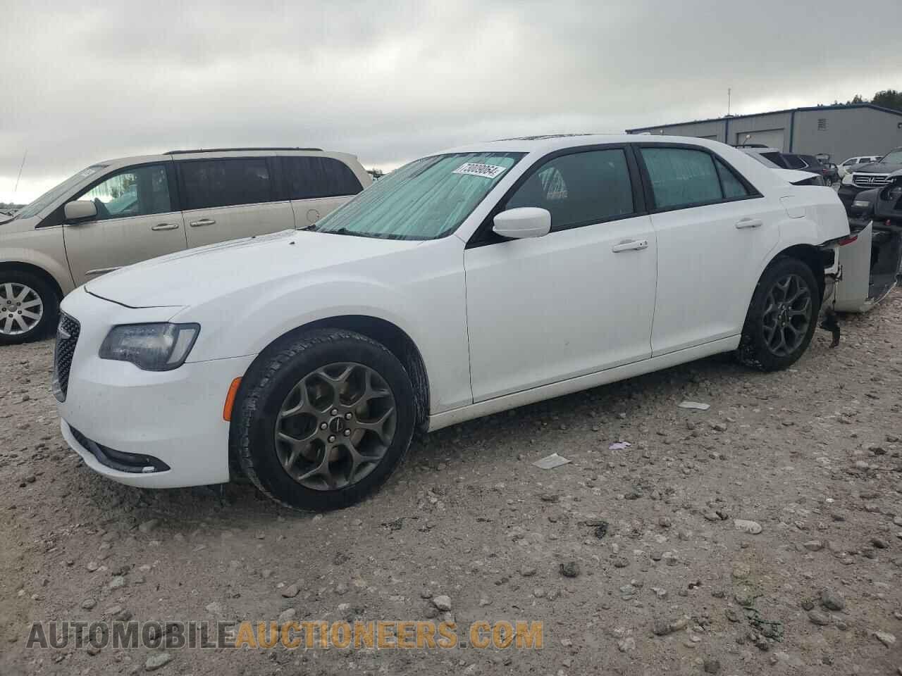 2C3CCAGG8FH781663 CHRYSLER 300 2015