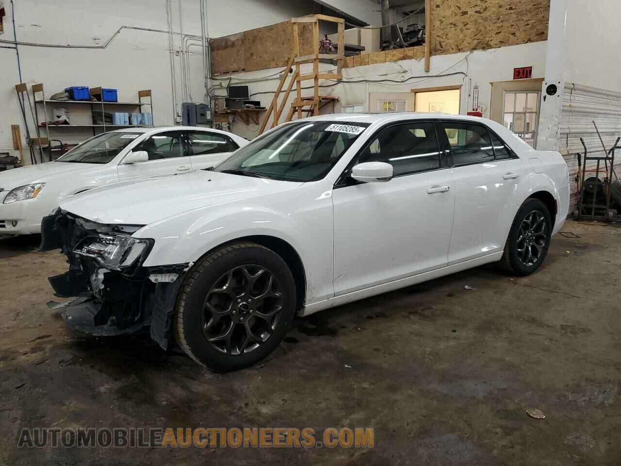 2C3CCAGGXHH534566 CHRYSLER 300 2017