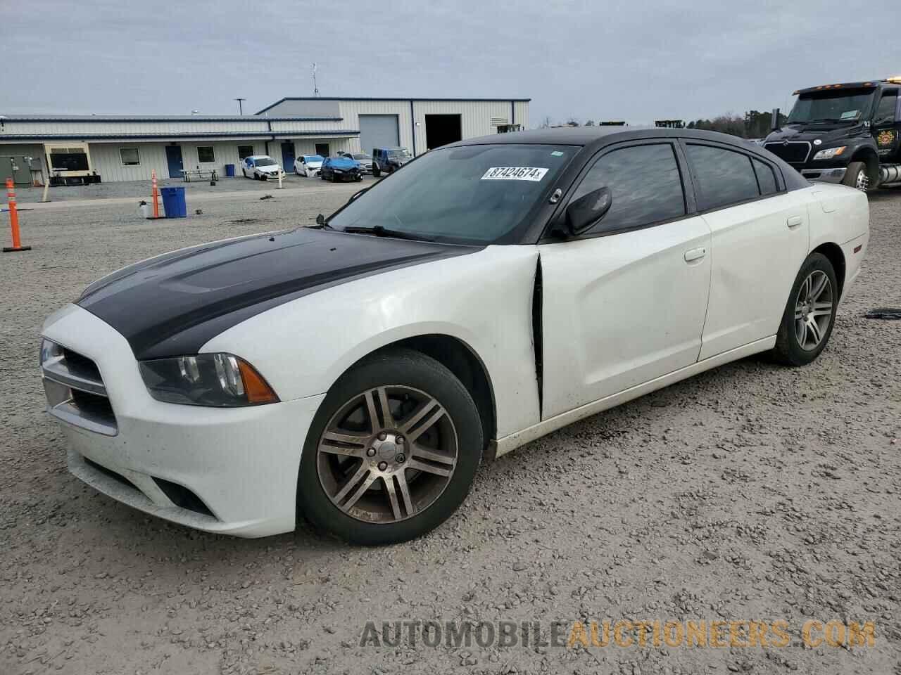 2C3CDXAG3DH675367 DODGE CHARGER 2013