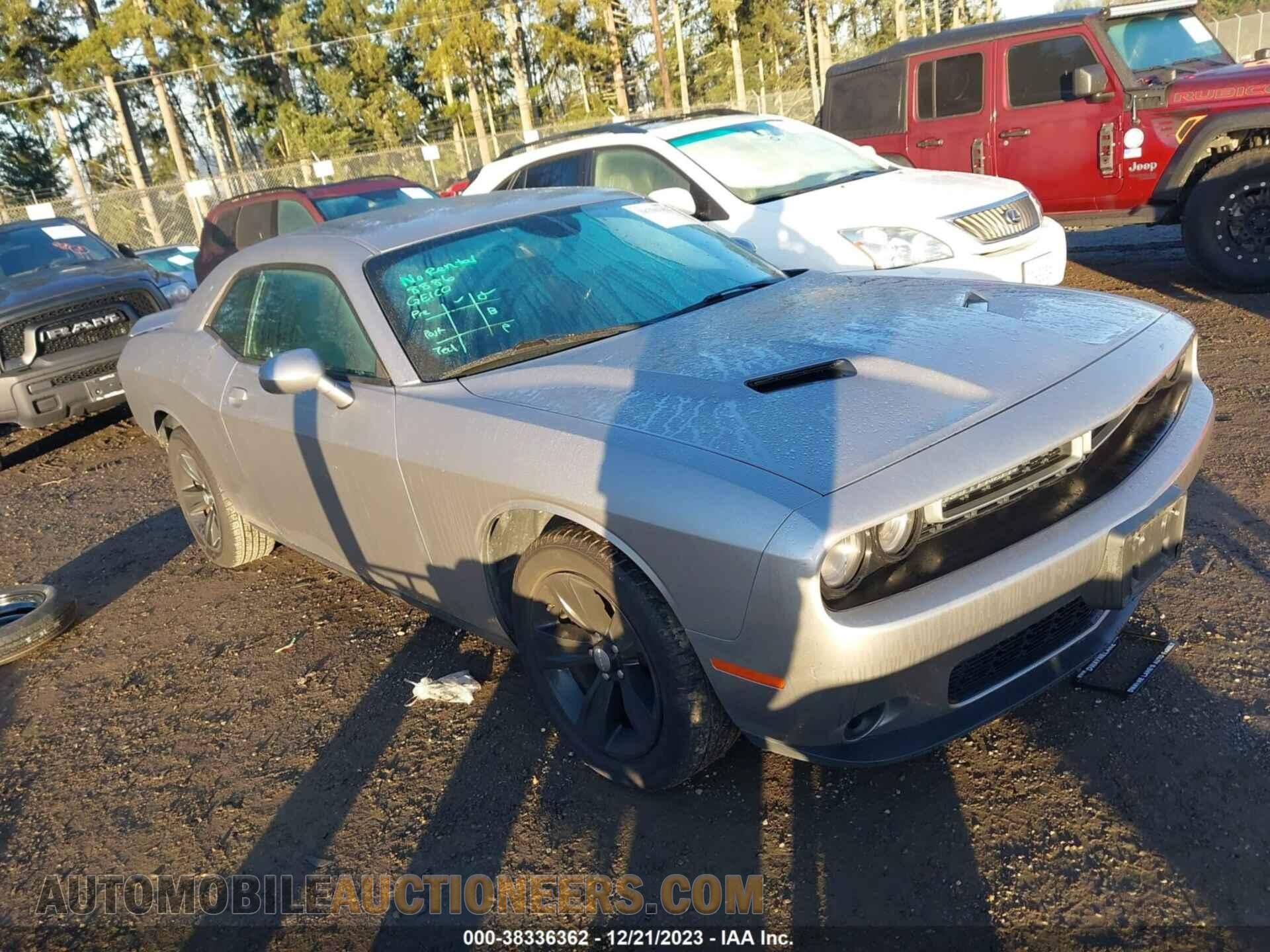 2C3CDZAG6JH317543 DODGE CHALLENGER 2018
