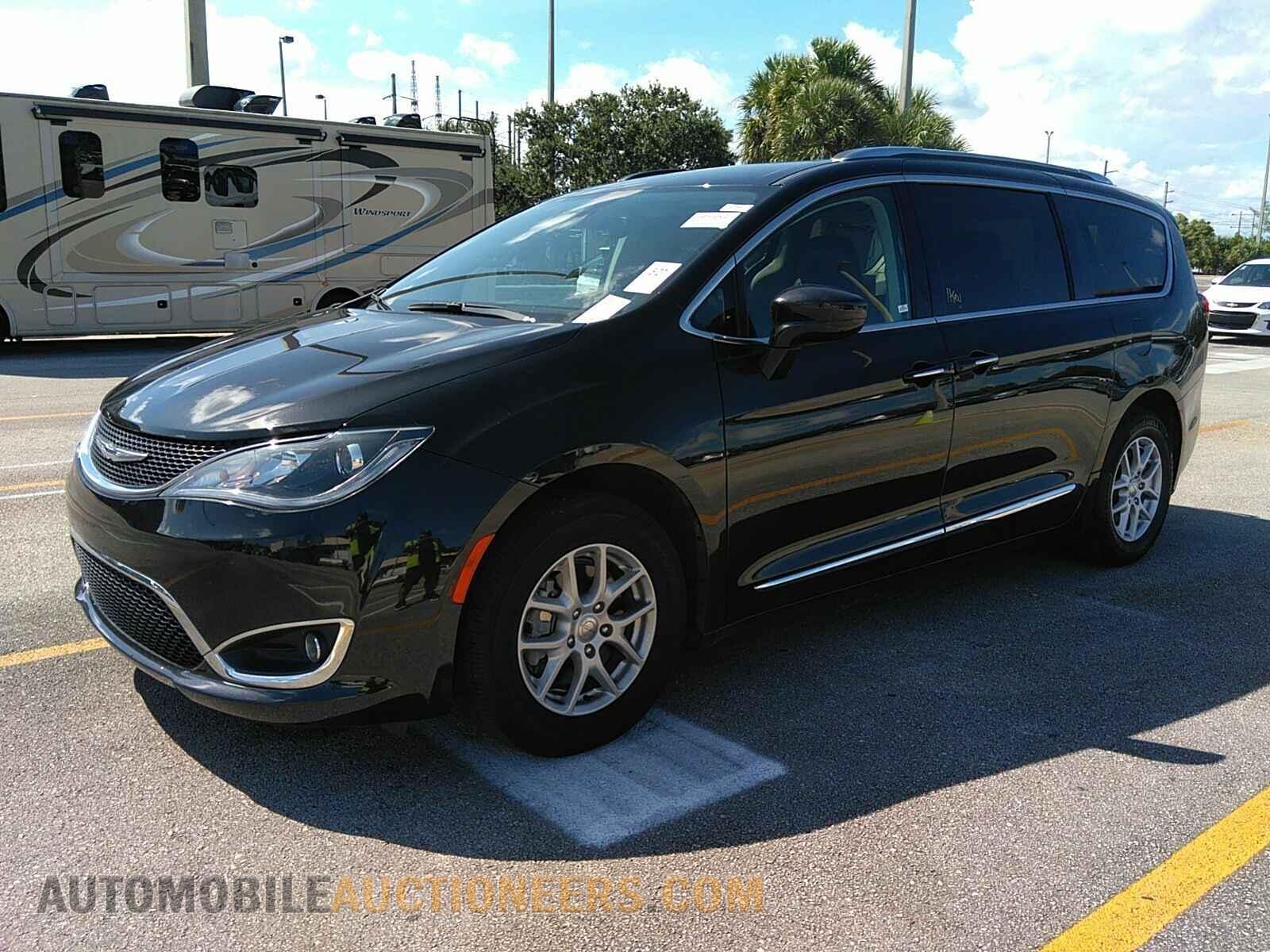 2C4RC1BG3LR123607 Chrysler Pacifica 2020