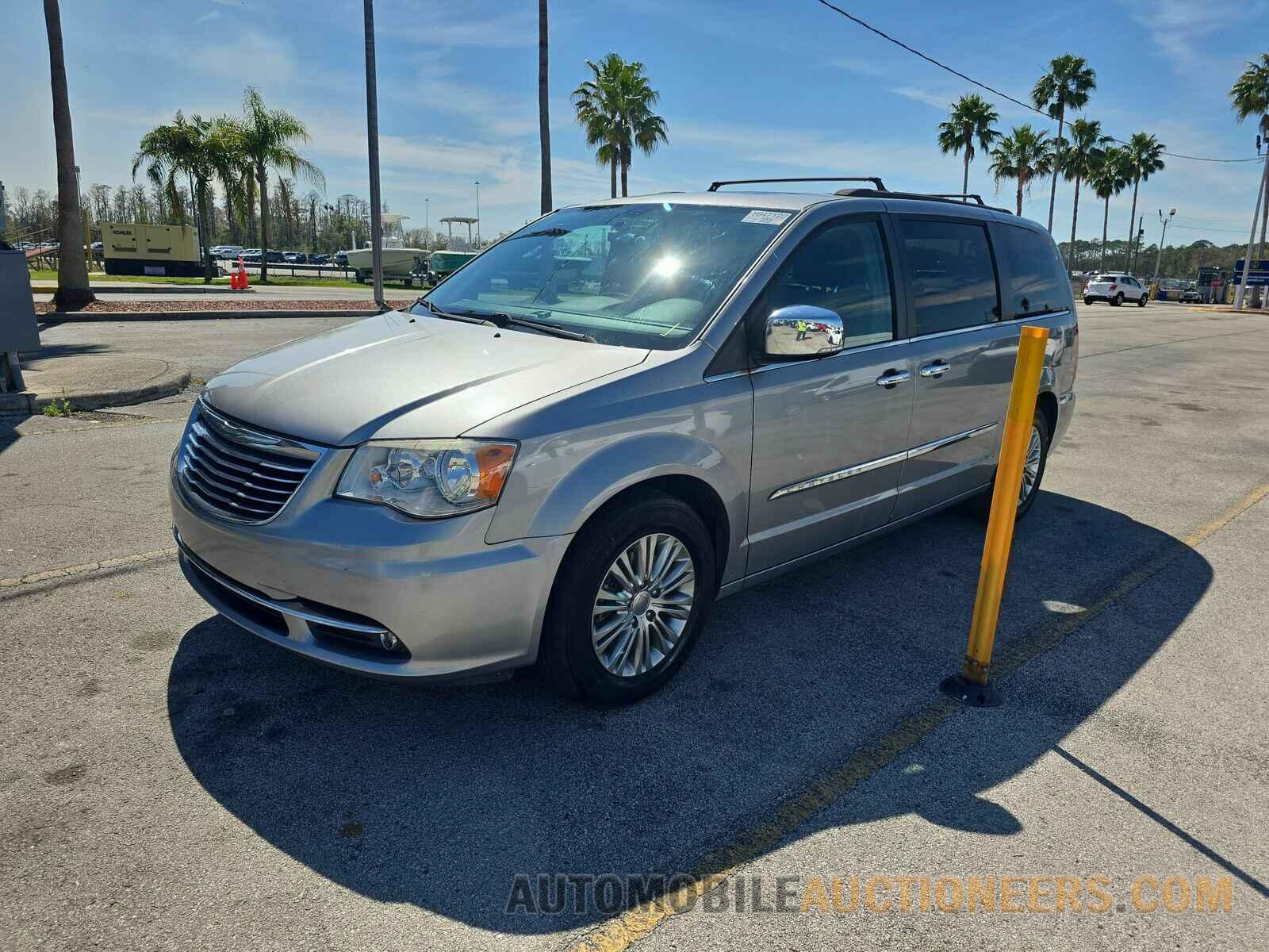 2C4RC1CG5GR150165 Chrysler Town &amp; Country 2016