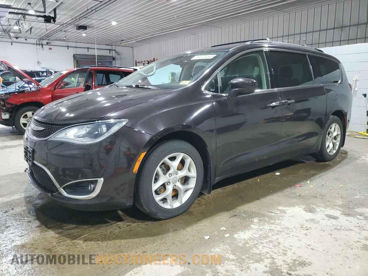 2C4RC1FG2JR109740 CHRYSLER PACIFICA 2018