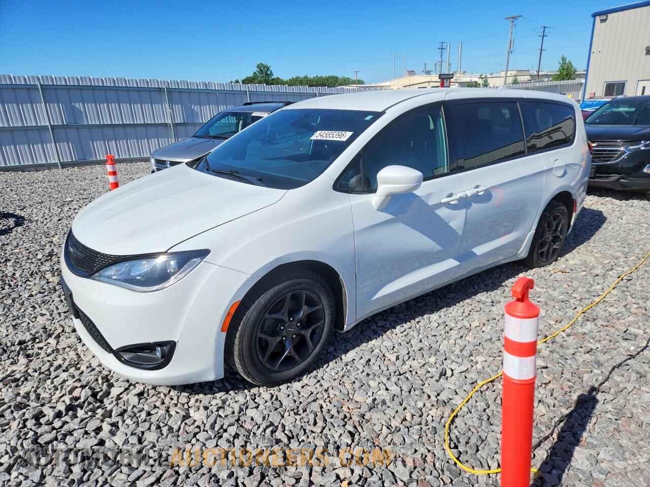 2C4RC1FG7JR365727 CHRYSLER PACIFICA 2018