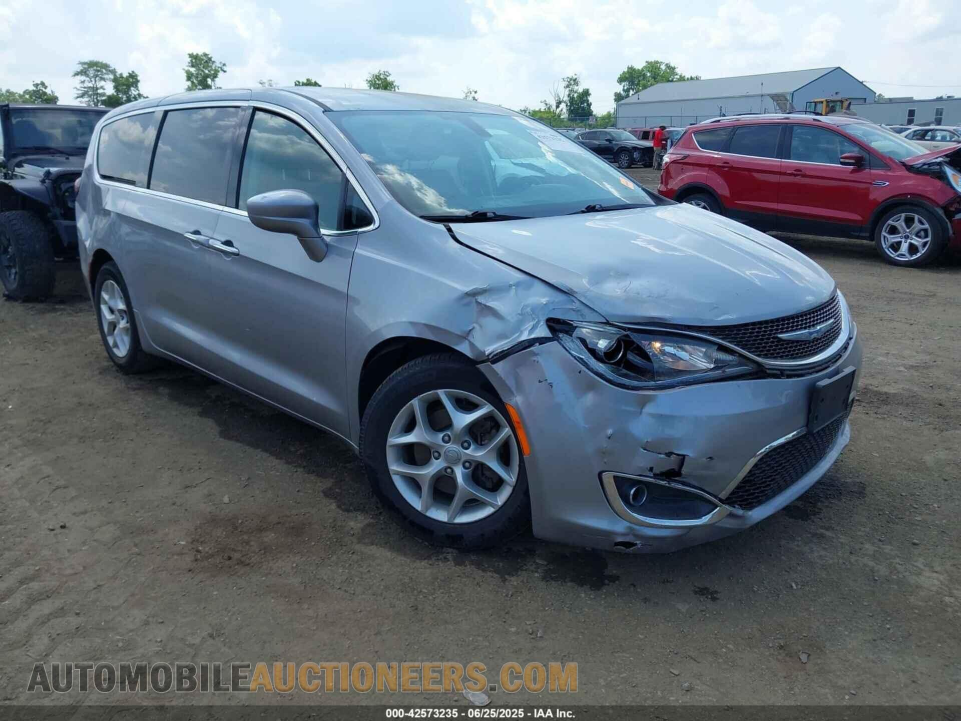 2C4RC1FG9JR104549 CHRYSLER PACIFICA 2018