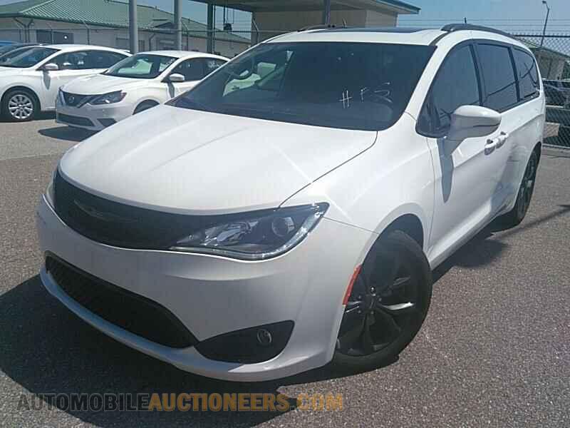 2C4RC1GG4LR164708 Chrysler Pacifica 2020