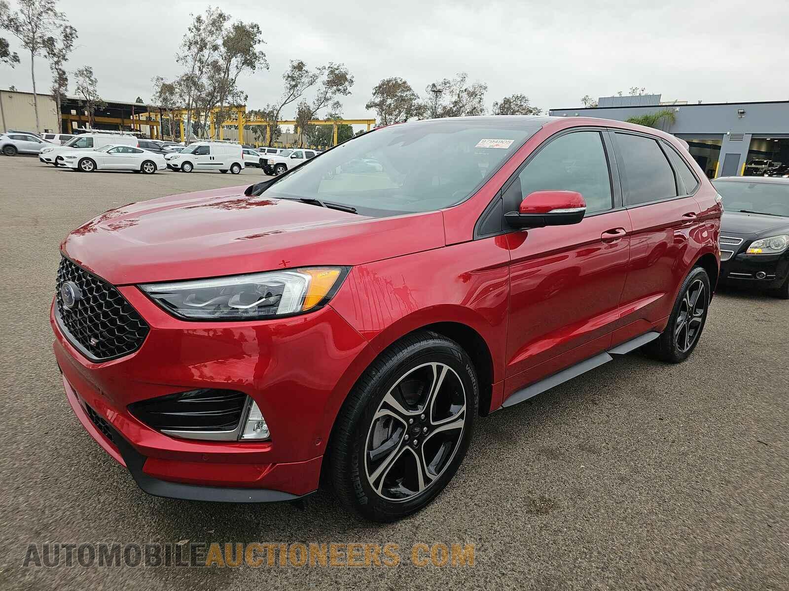 2FMPK4AP5MBA18635 Ford Edge 2021