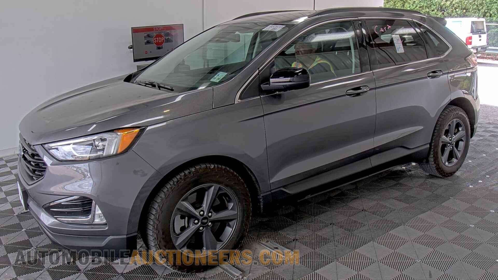 2FMPK4J93NBA01979 Ford Edge 2022
