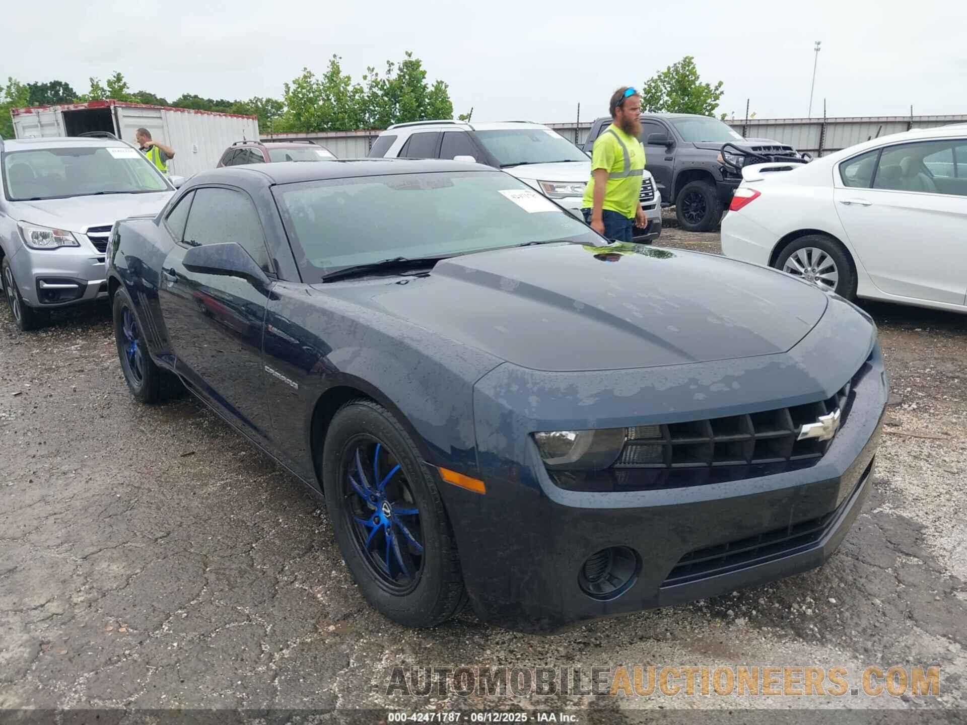 2G1FA1E34D9176361 CHEVROLET CAMARO 2013