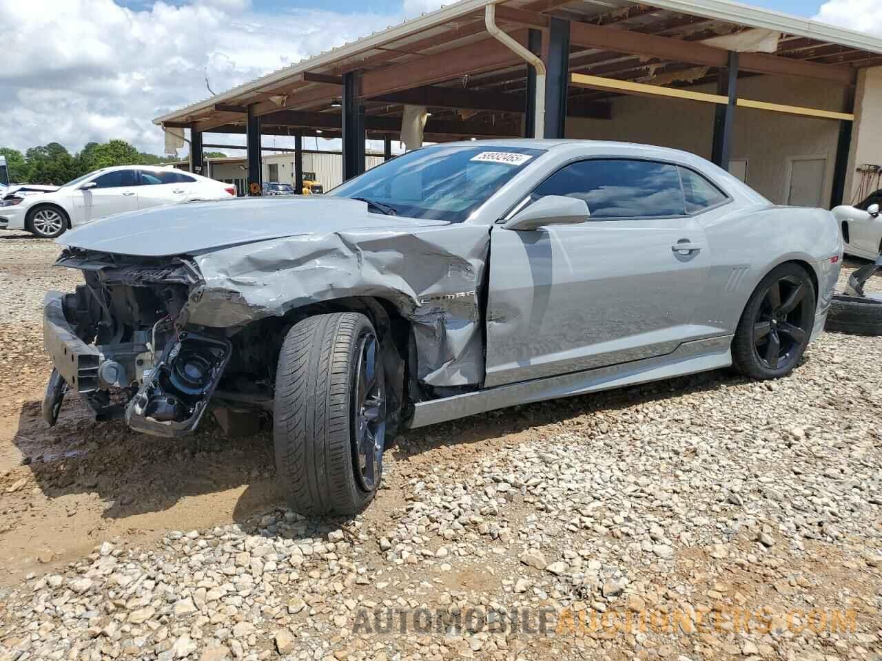 2G1FC1ED2B9203637 CHEVROLET CAMARO 2011