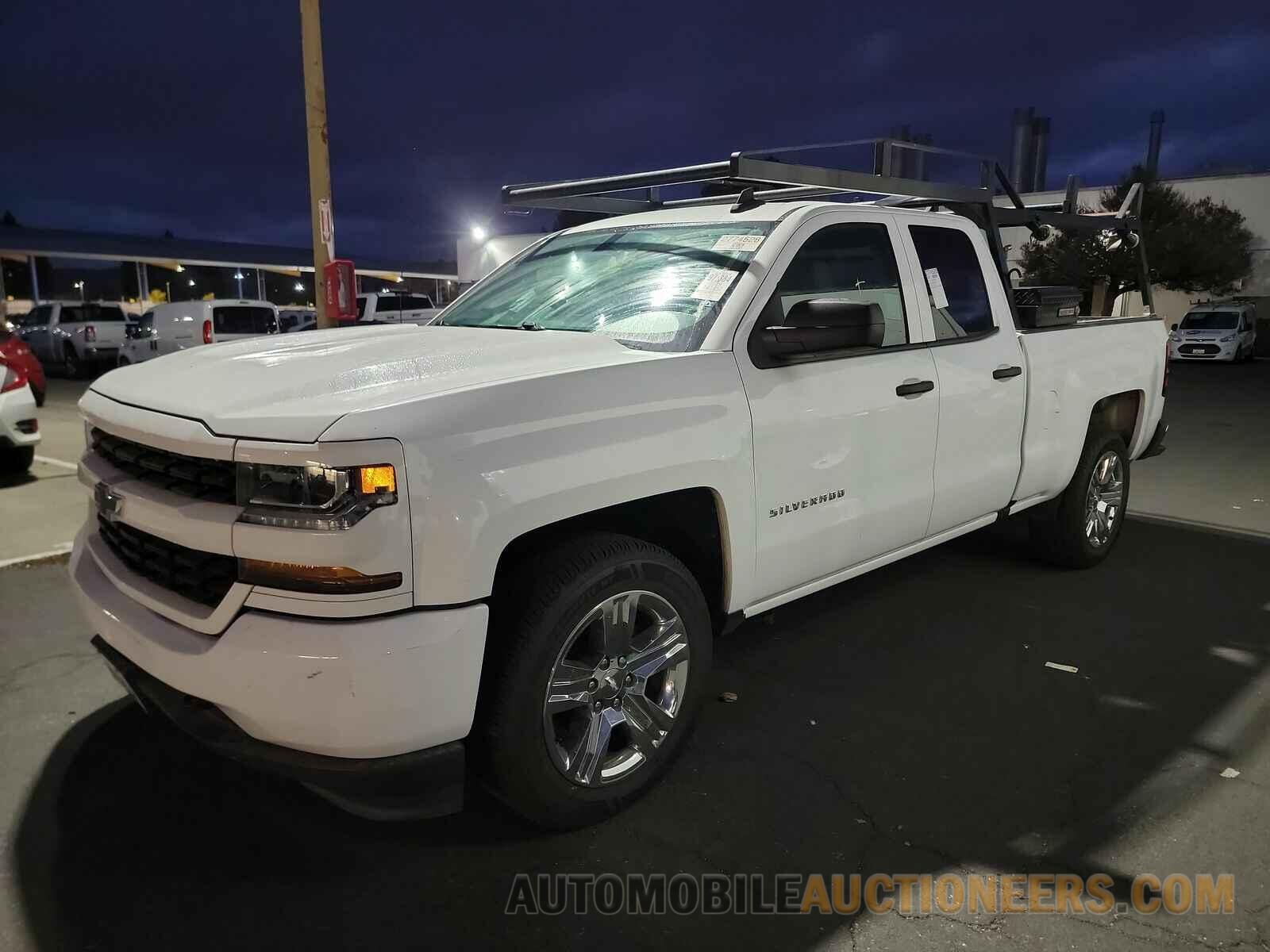 2GCRCMEC5K1209444 Chevrolet Silverado 1500 LD 2019