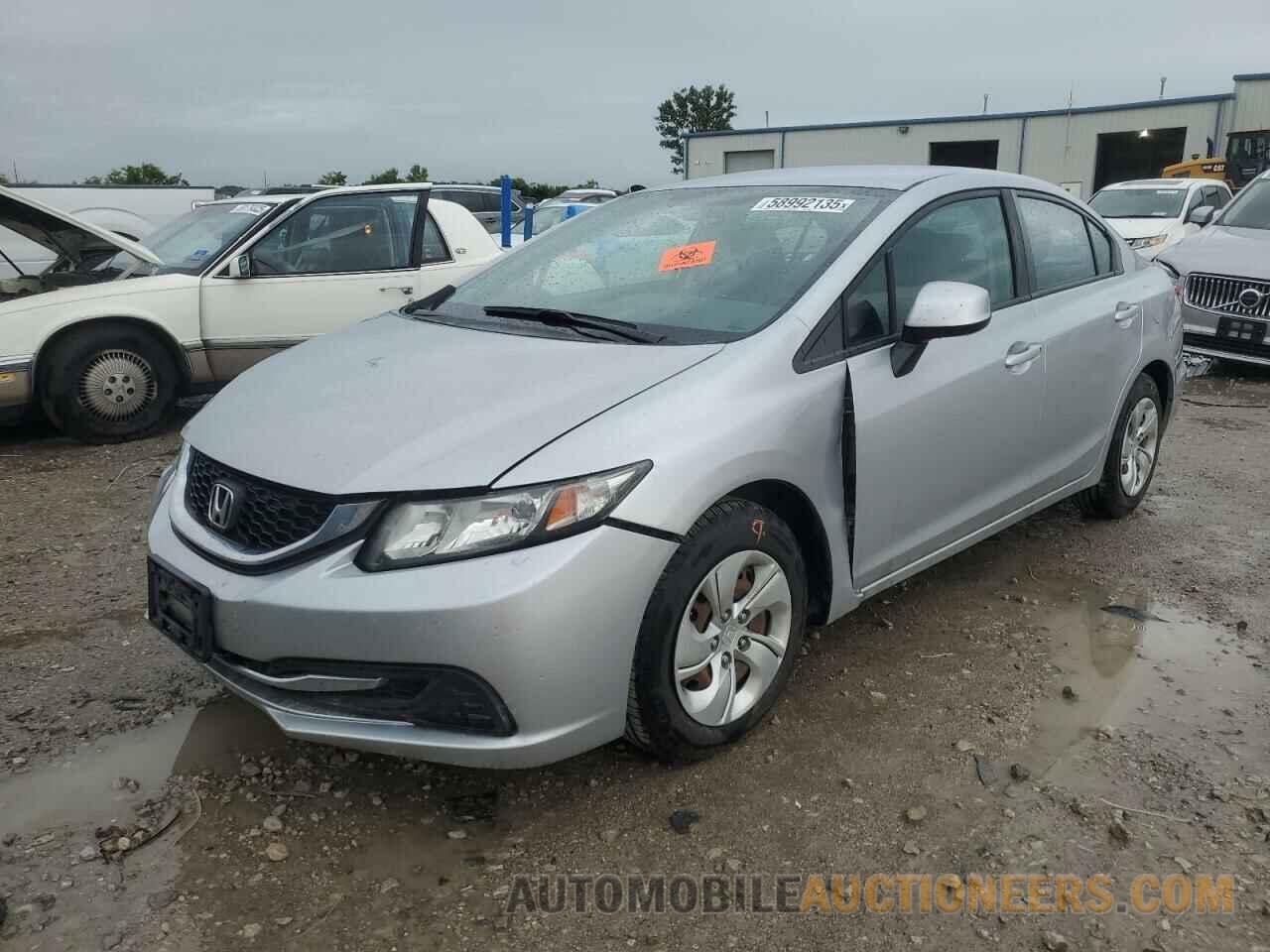 2HGFB2F50DH572899 HONDA CIVIC 2013