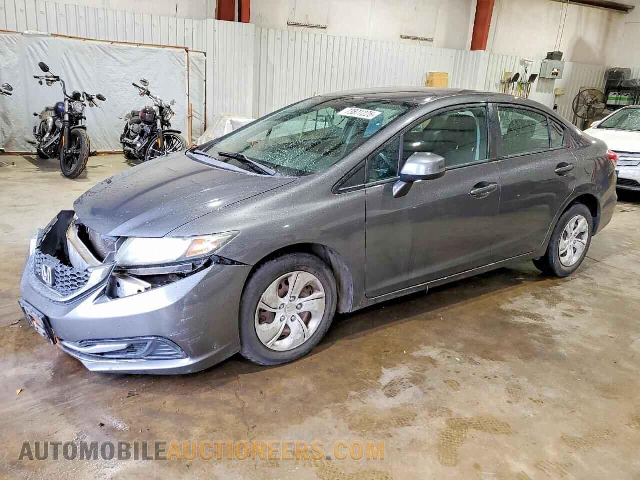 2HGFB2F53DH589213 HONDA CIVIC 2013