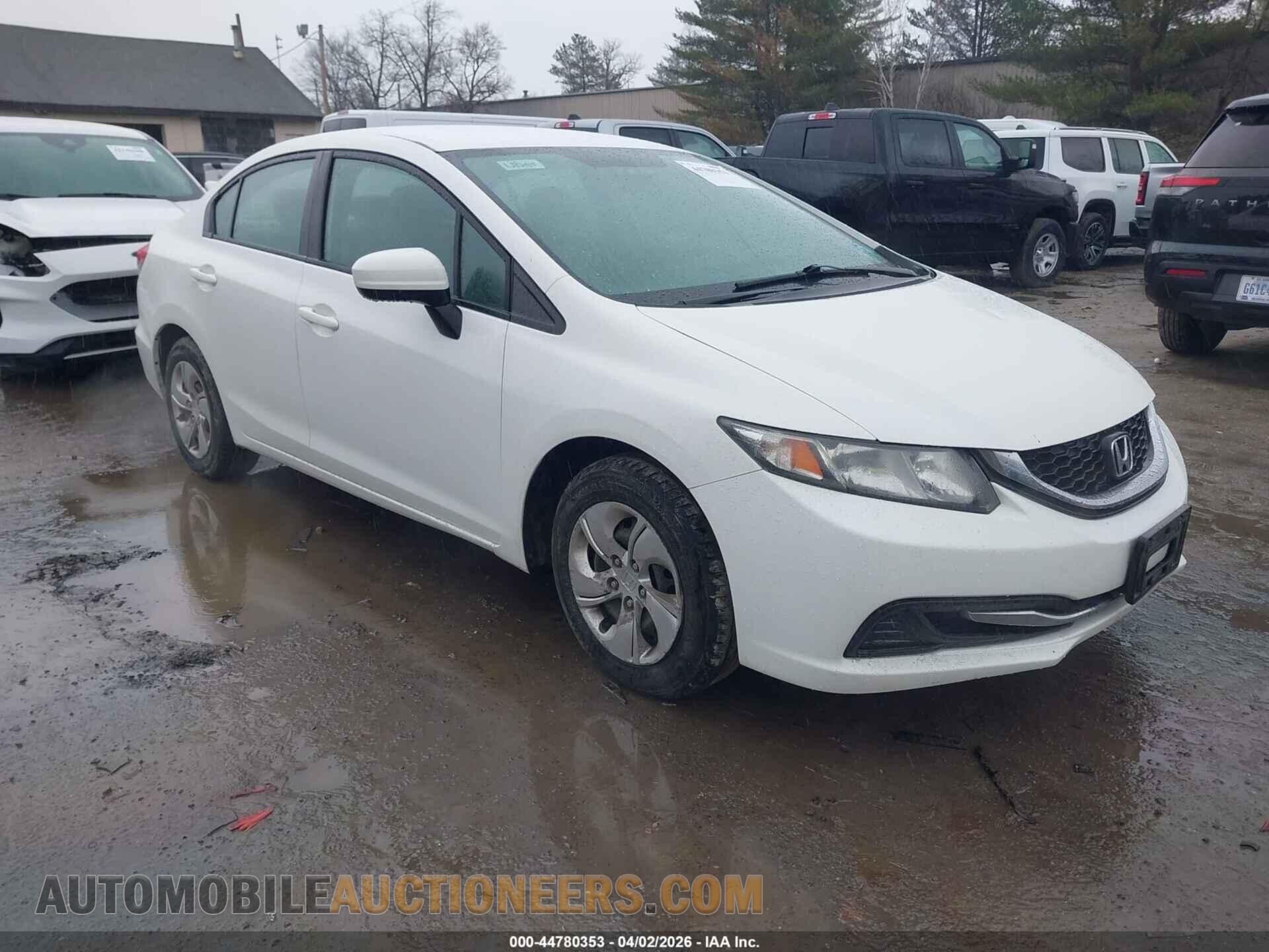 2HGFB2F54FH501708 HONDA CIVIC 2015