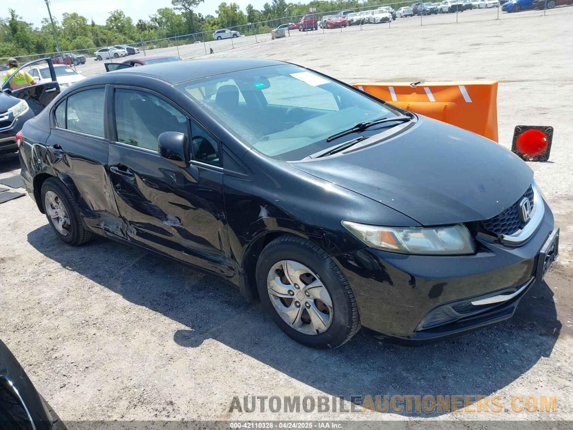 2HGFB2F57DH560460 HONDA CIVIC 2013
