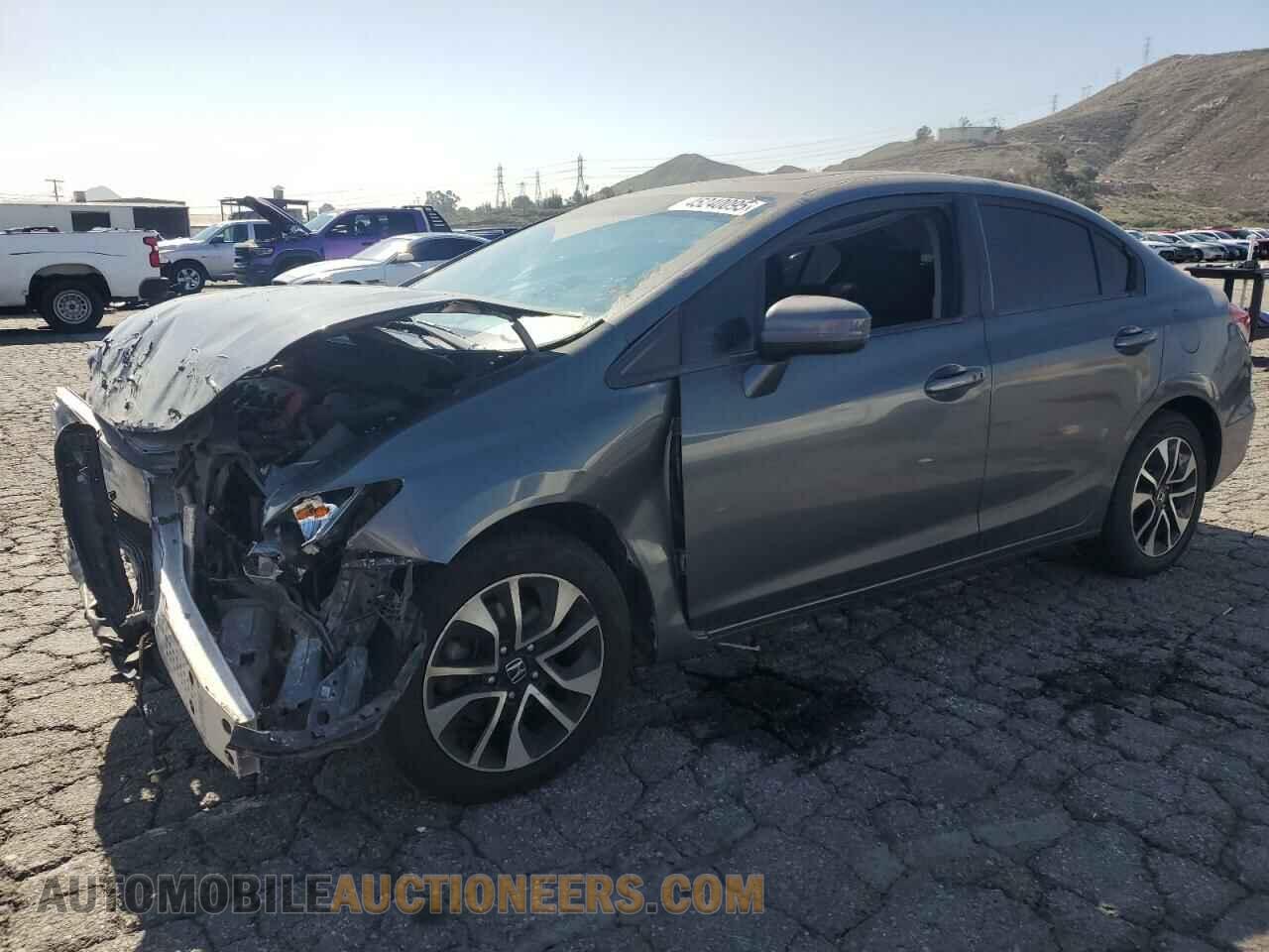2HGFB2F8XFH524081 HONDA CIVIC 2015